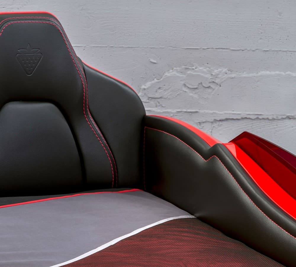 Детская кровать в виде машины CILEK Champion Racer Gts Carbed