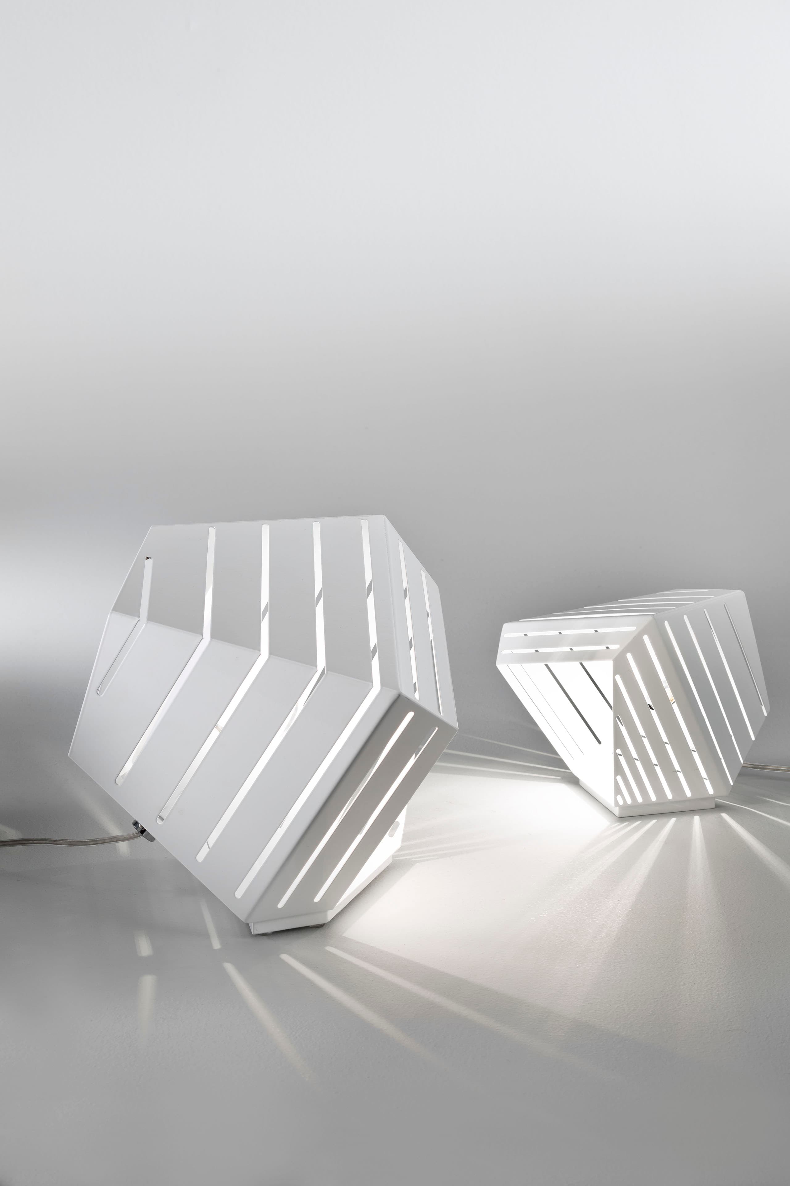 Настольный светильник ZAVA DADì table lamp ZAVA