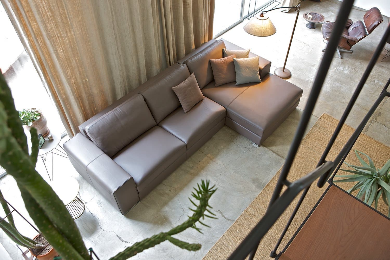 Диван Alberta Manhattan