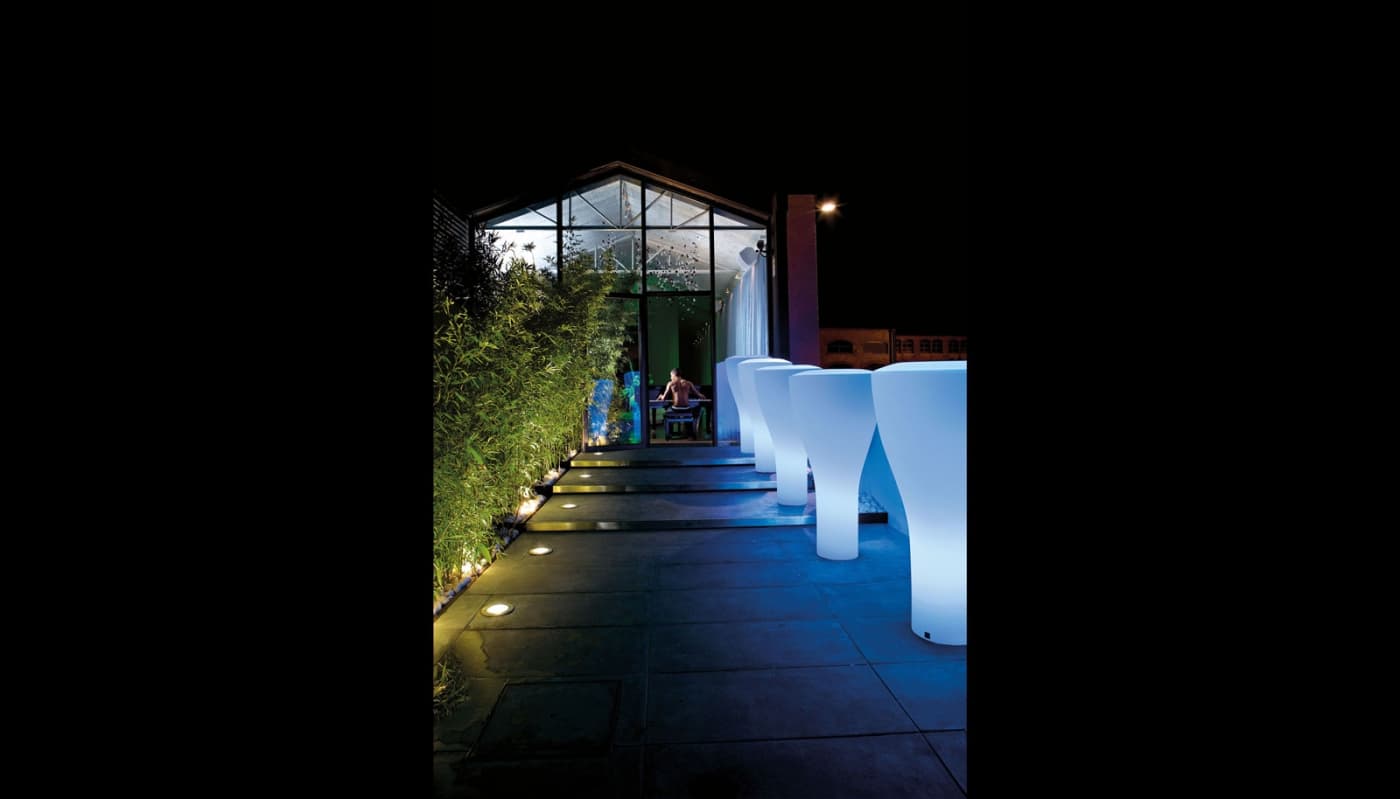 Уличный светильник-ваза VGnewtrend TIPPY VGnewtrend