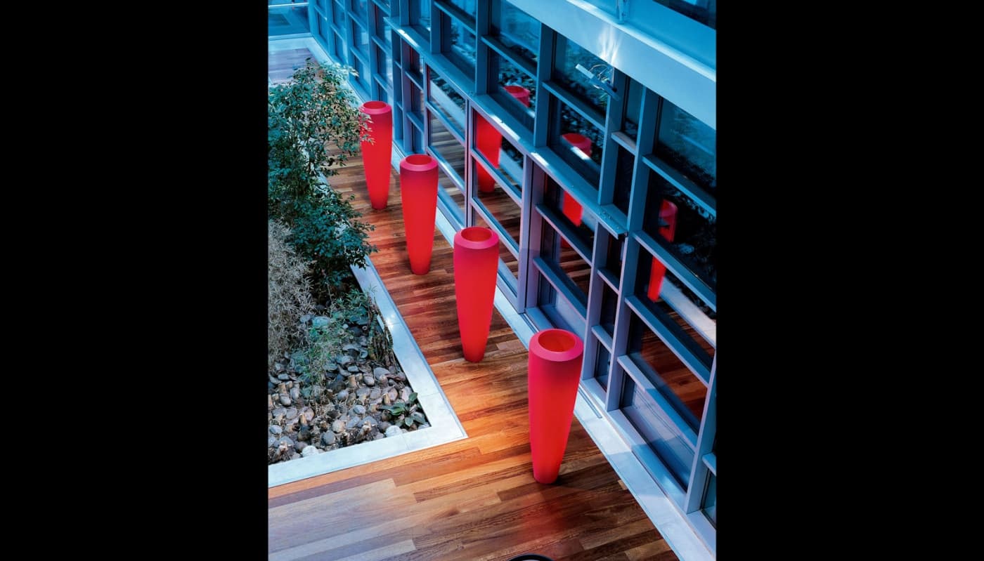 Уличный светильник-ваза VGnewtrend OBICE SMALL VGnewtrend