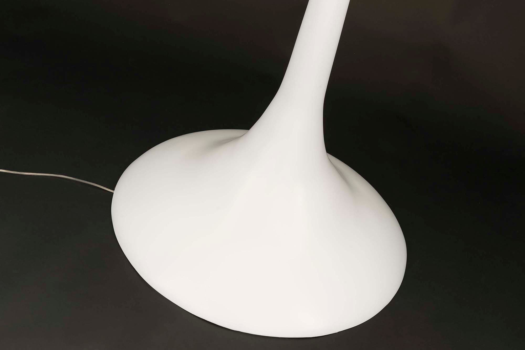 Торшер VGnewtrend TRUMPET VGnewtrend