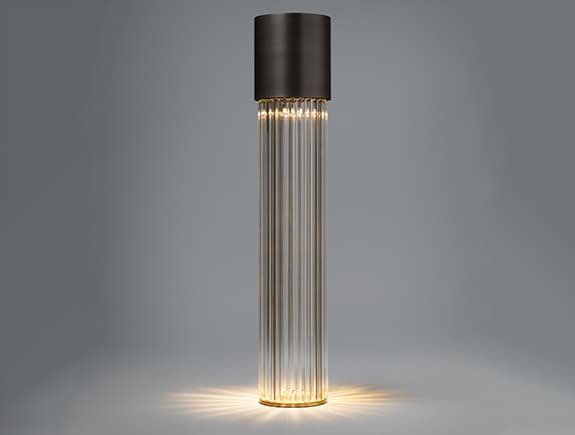 Напольнный светильник Holly Hunt CHIC FLOOR LAMP Holly Hunt