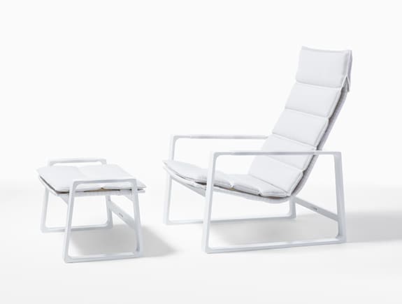 Уличное кресло-шезлонг Holly Hunt HERON LOUNGE CHAIR