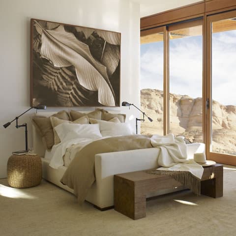 Двуспальная кровать Ralph Lauren Desert Modern Bed