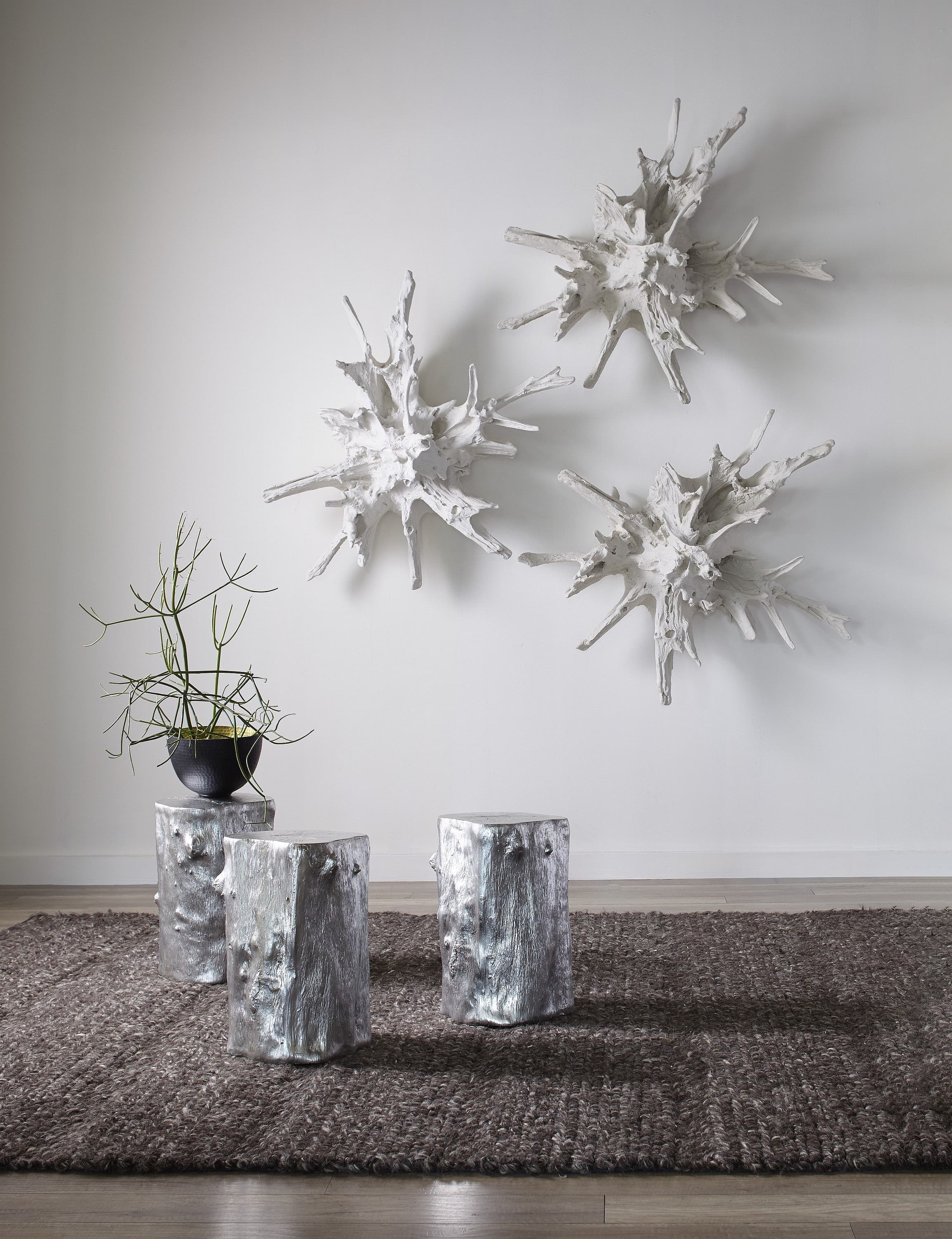 Табурет Phillips Collection Log Stool