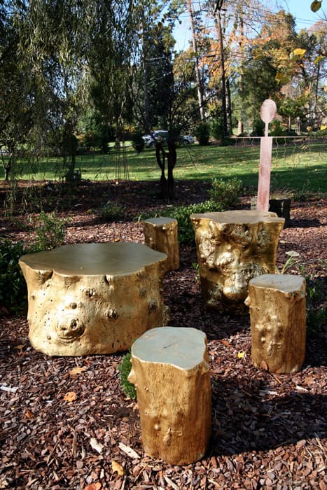 Табурет Phillips Collection Log Stool