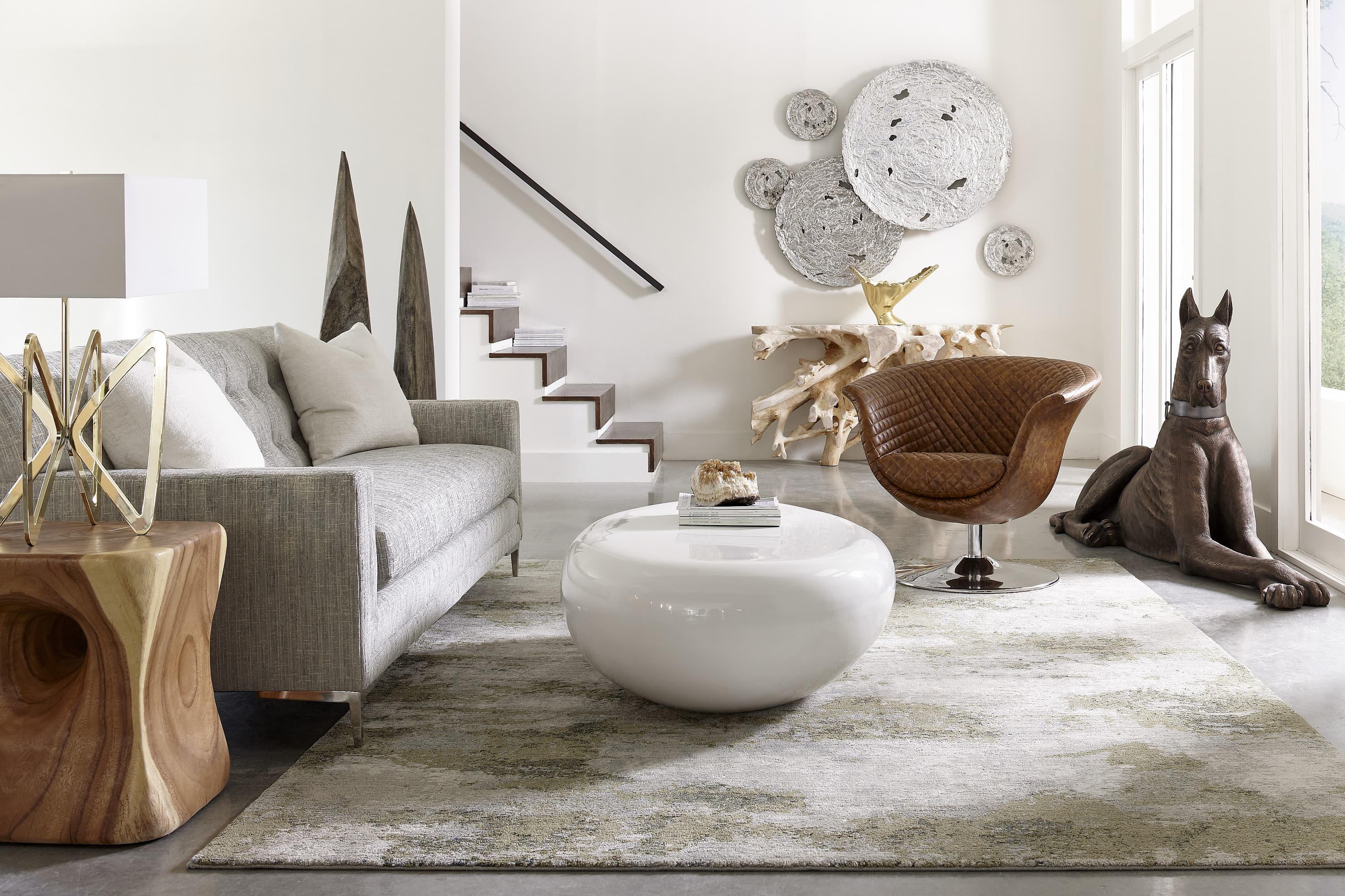 Кресло Phillips Collection Autumn Chair, Quilted Cognac, Trumpet Swivel Base