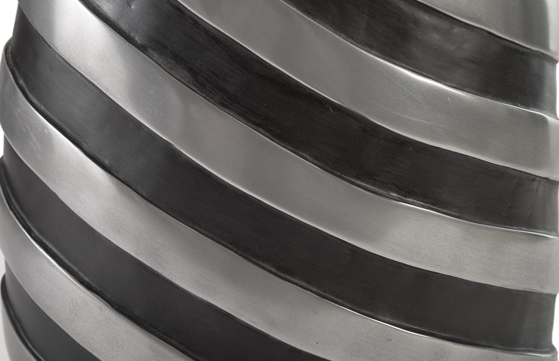 Ваза Phillips Collection Turbo Jar, Aluminum and Black