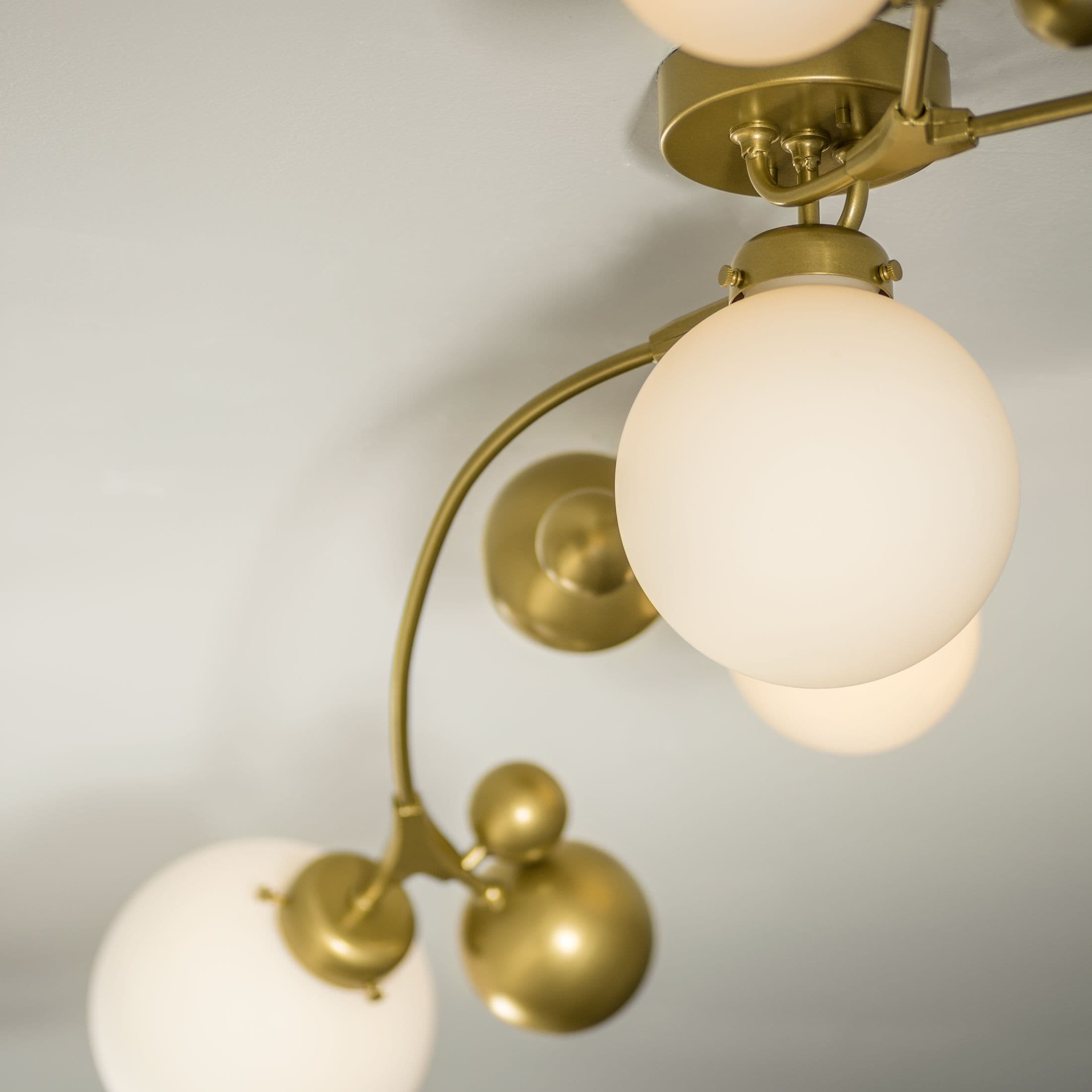 Люстра Hubbardton Forge Sprig Semi-Flush Hubbardton Forge