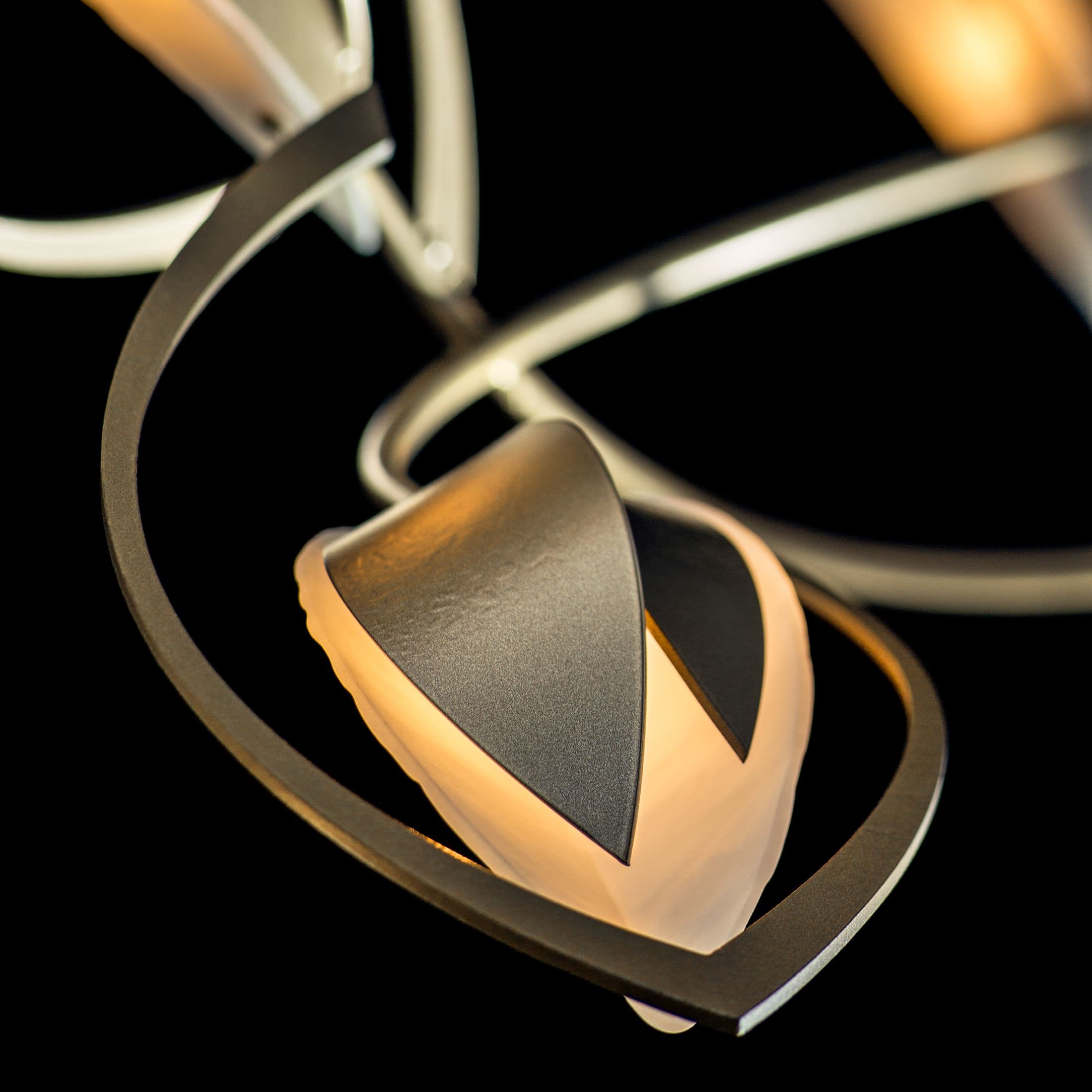 Люстра Hubbardton Forge Aerial Pendant Hubbardton Forge