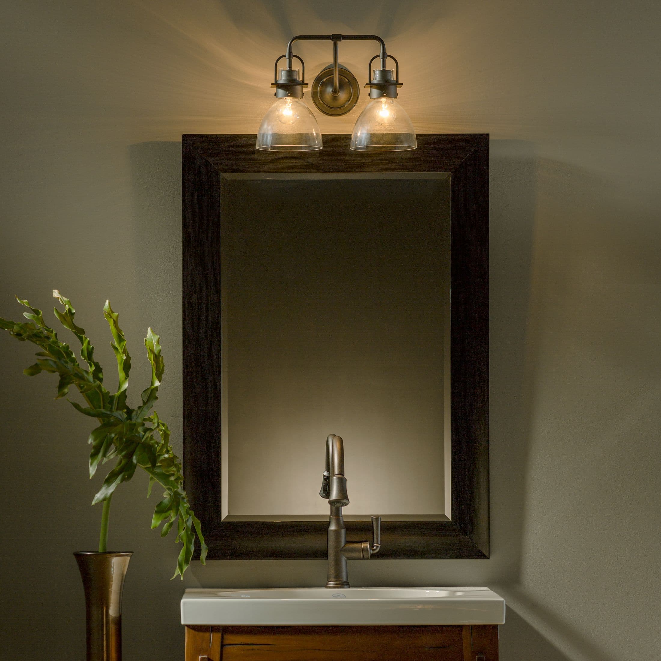 Бра Hubbardton Forge Castleton 1 Light Domed Sconce Hubbardton Forge