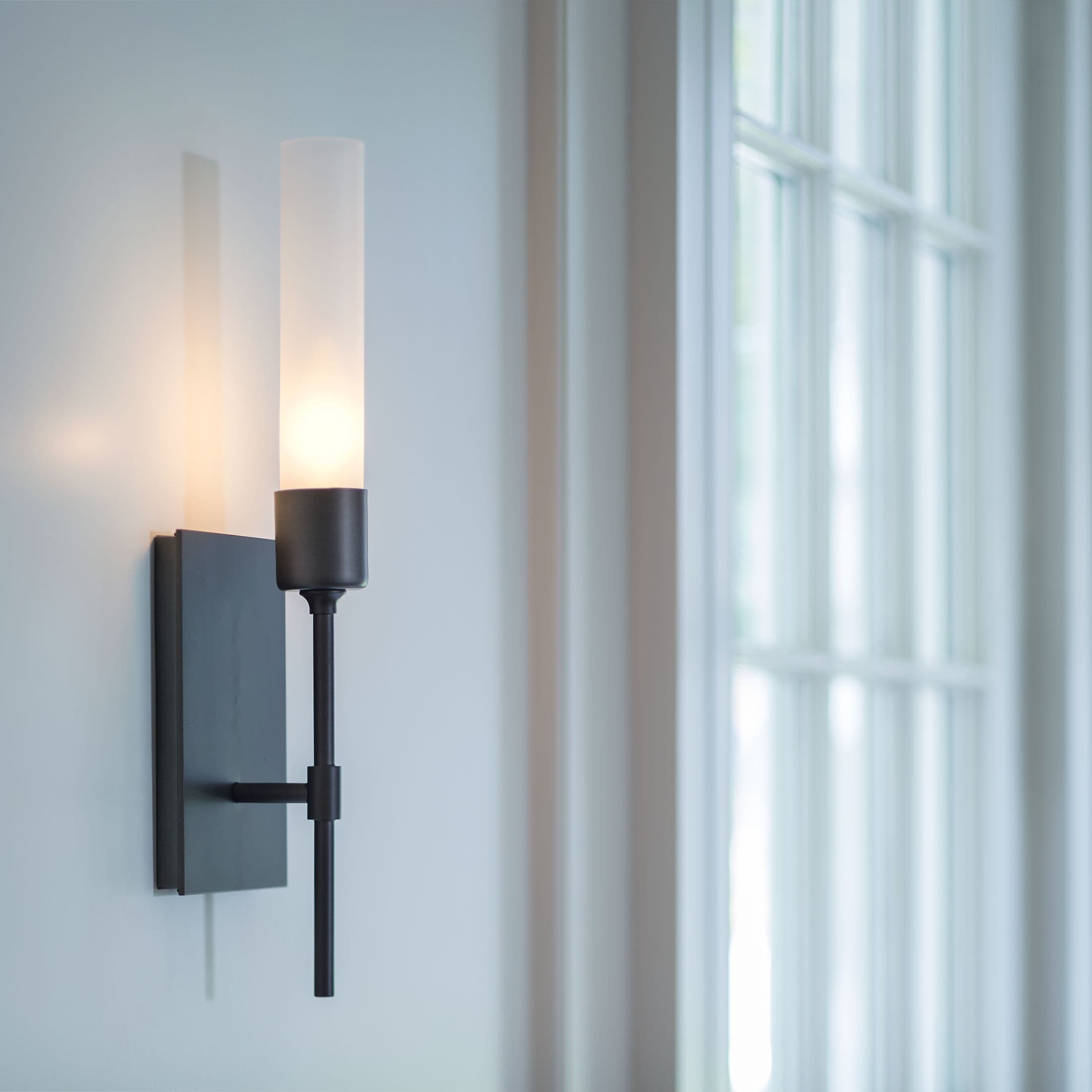 Бра Hubbardton Forge Vela Sconce Hubbardton Forge