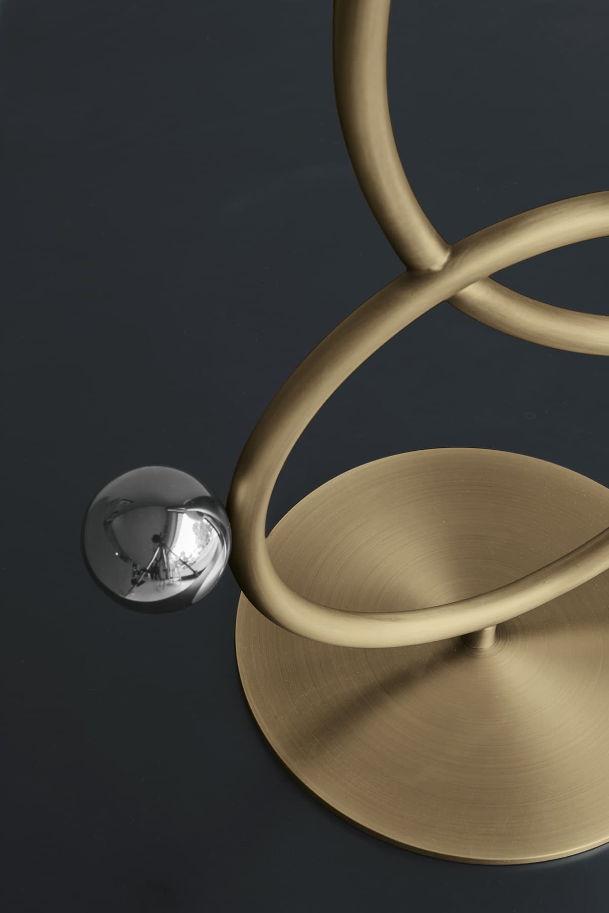 Настольный светильник Venicem ZOE TABLE Venicem