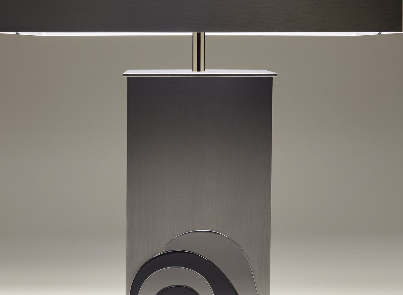 Настольный светильник Charles AIGUA-BLAVA, VAGUE DECOUPEE Charles