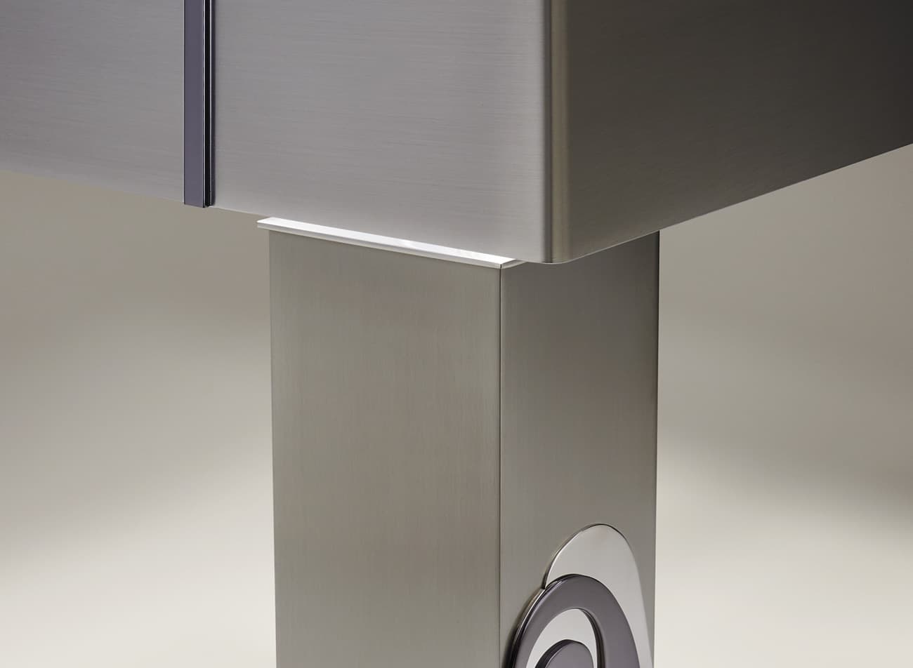 Настольный светильник Charles AIGUA-BLAVA, VAGUE DECOUPEE Charles