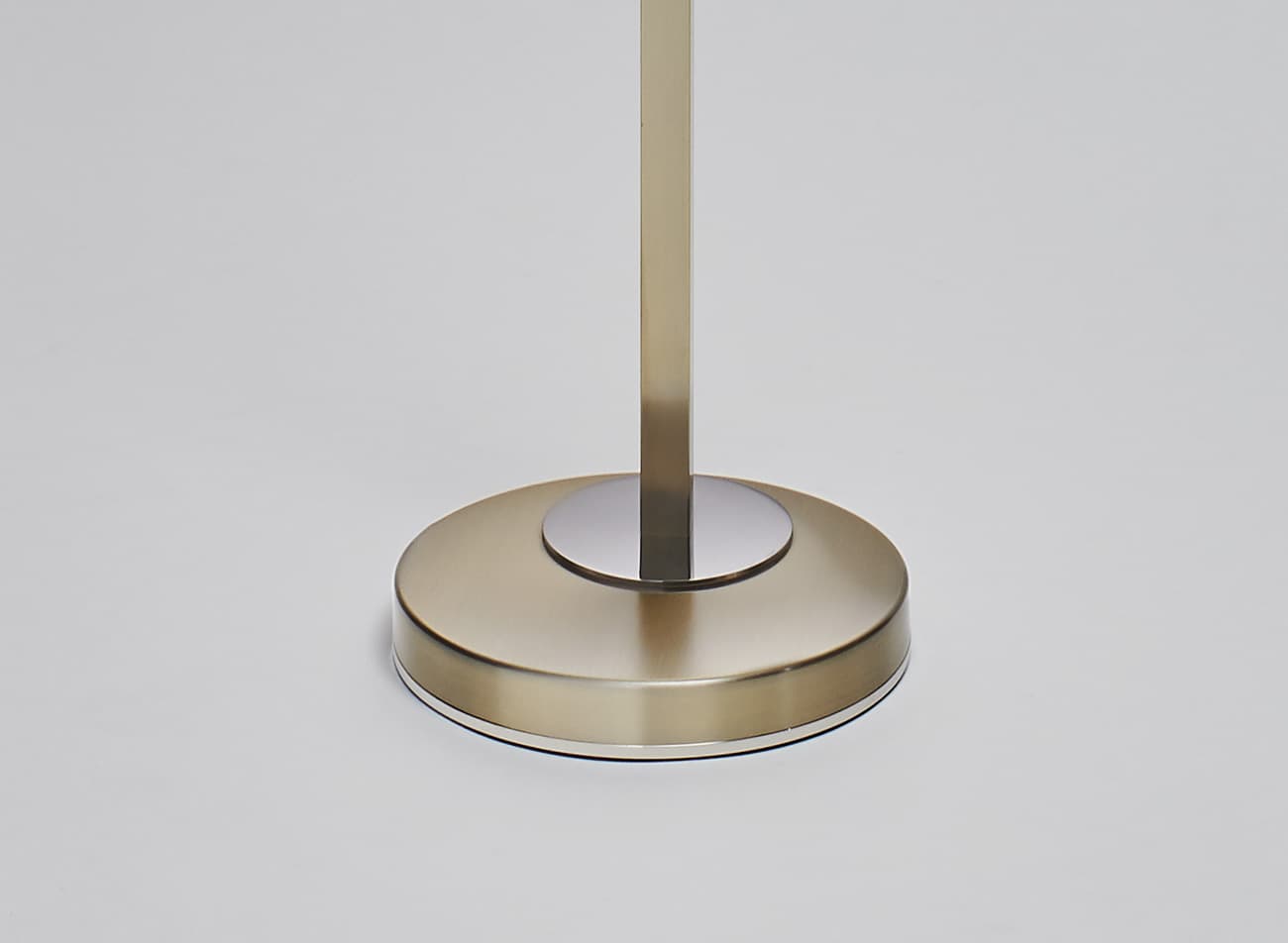 Напольный светильник Charles SATURNE Charles