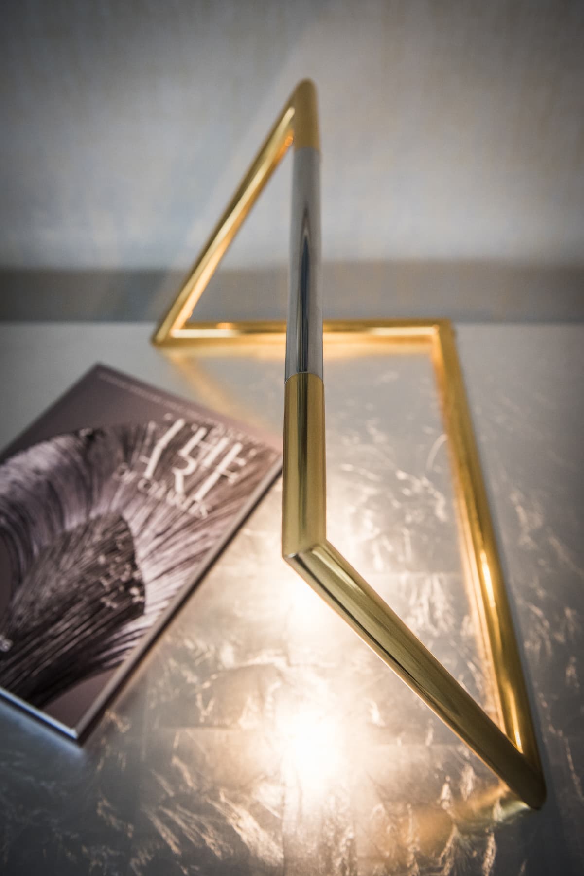 Настольный светильник Charles LINEA L Charles