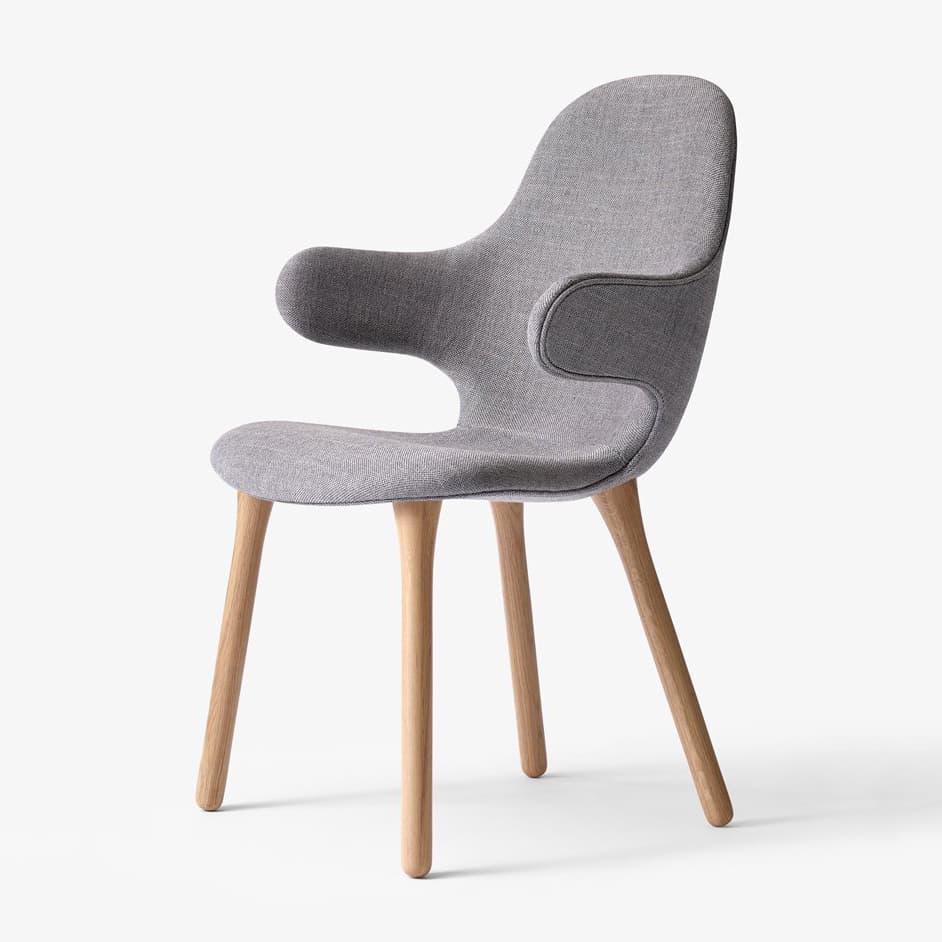 Стул с подлокотниками AndTradition Catch JH1