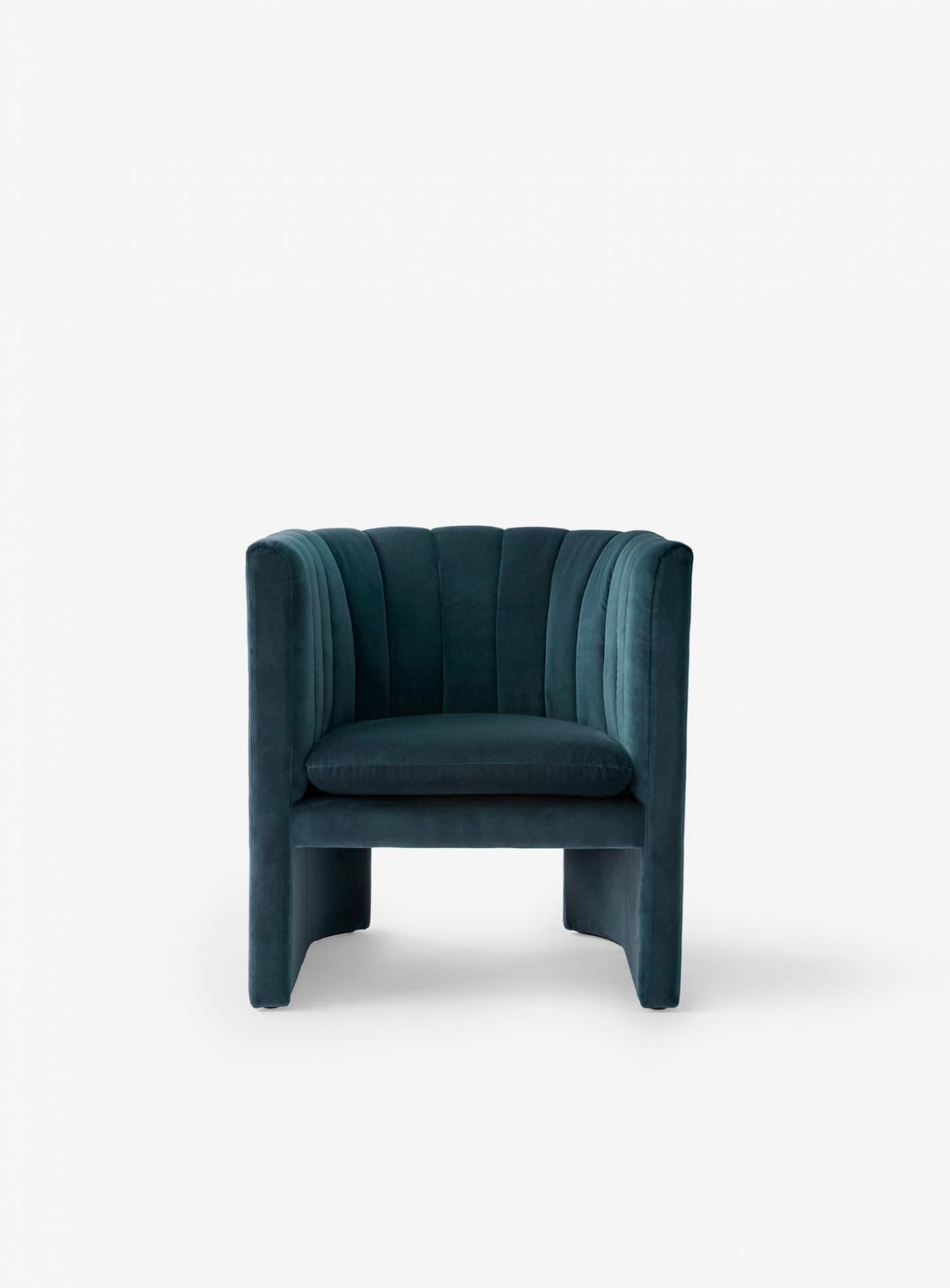 Кресло AndTradition Loafer SC23