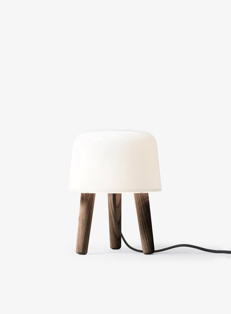 Настольный светильник AndTradition Milk NA1 AndTradition