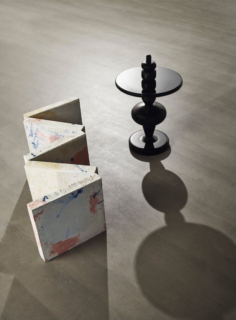 Боковой столик AndTradition Shuffle MH1