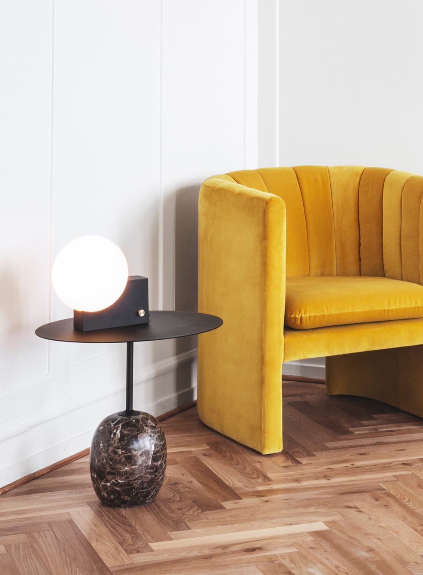 Кофейный столик AndTradition Lato LN9