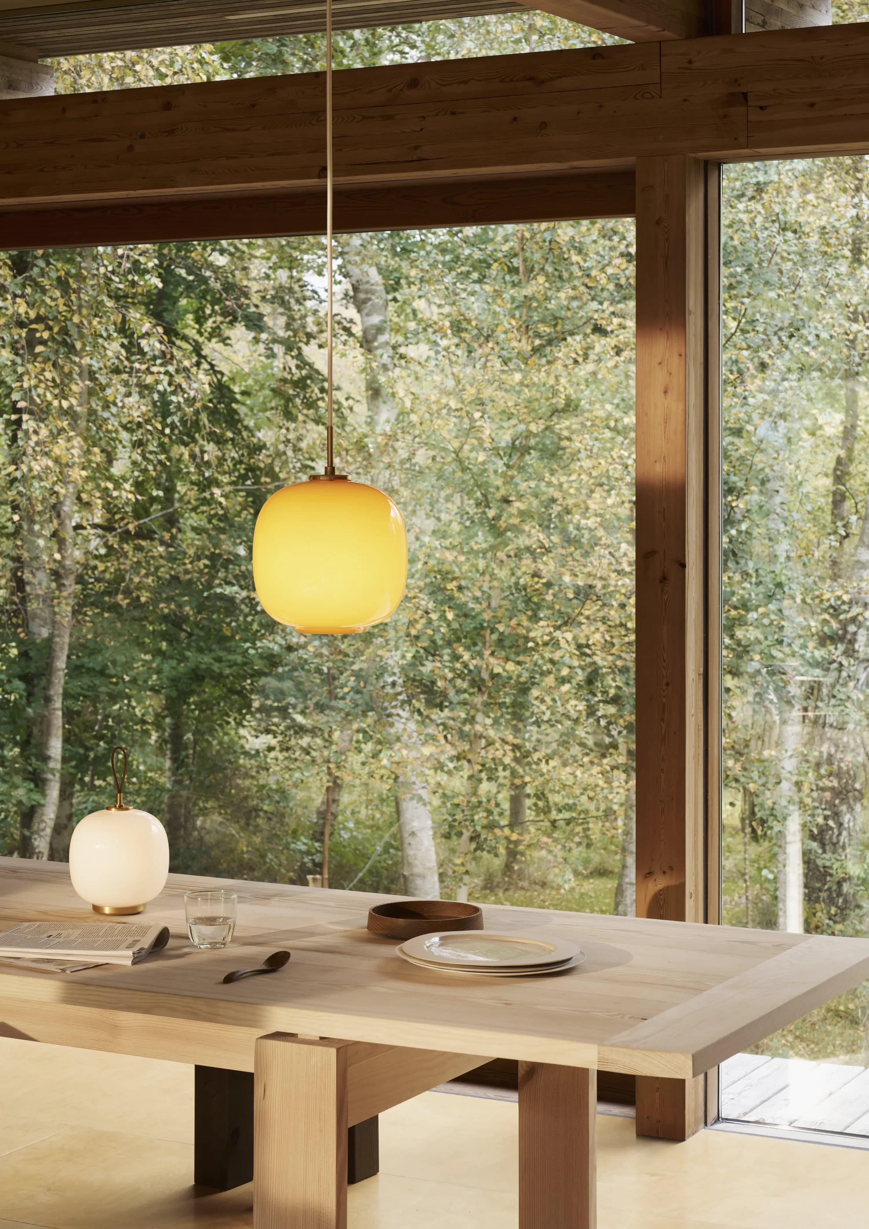 Louis Poulsen VL 45 Radiohus Pendant Brass/glossy pale yellow glass Ø 175 — фото 3