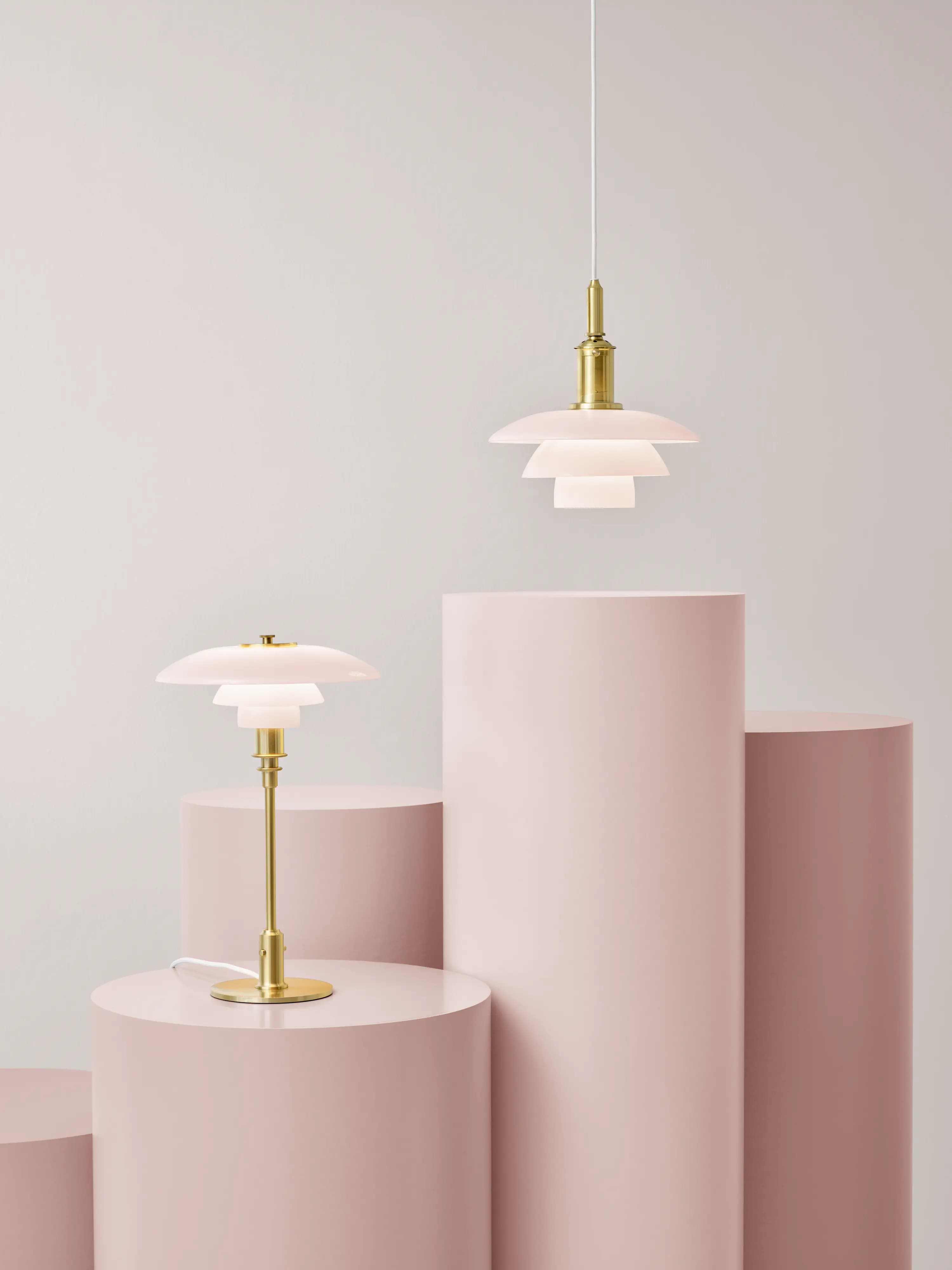 Louis Poulsen PH 2/1 Pale Rose Brass Table Lamp Pale rose — фото 4