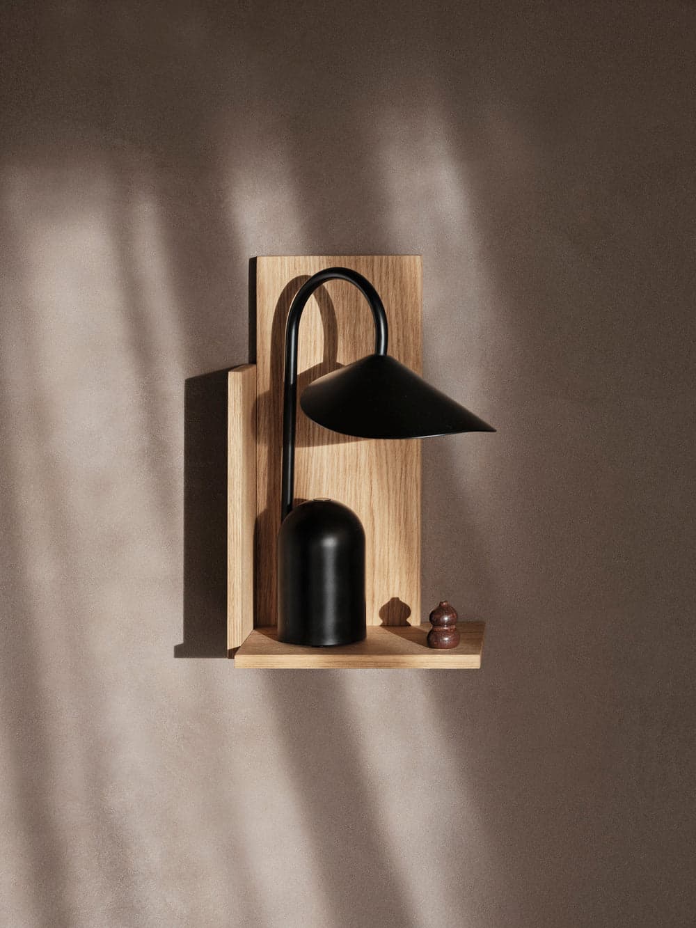 Ferm Living Arum Portable Lamp - Black ferm LIVING — фото 5