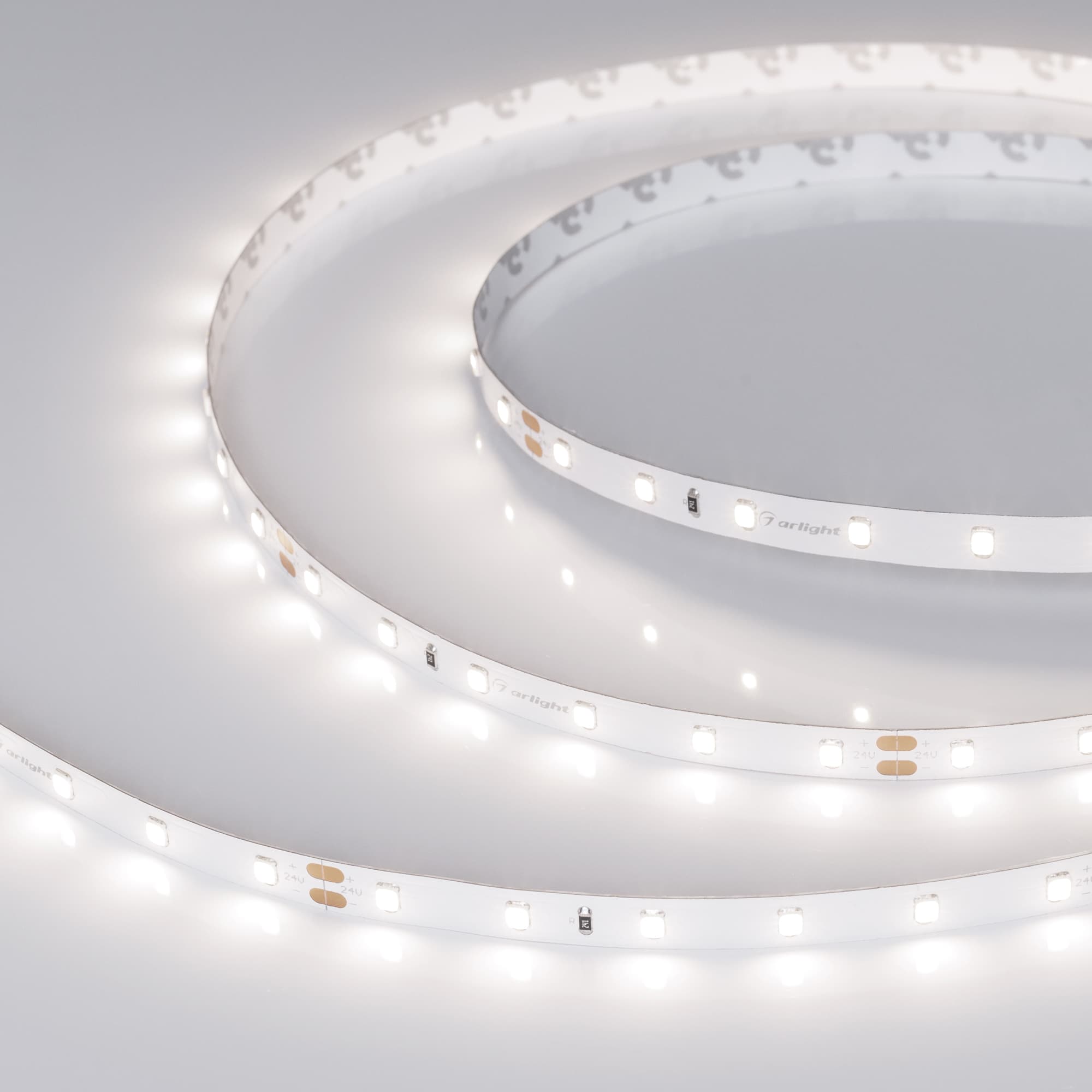 Светодиодная лента RT 2-5000 24V Day4000 (2835, 300 LED, PRO) (Arlight, 7.2 Вт/м, IP20) 020012(B) — фото 4