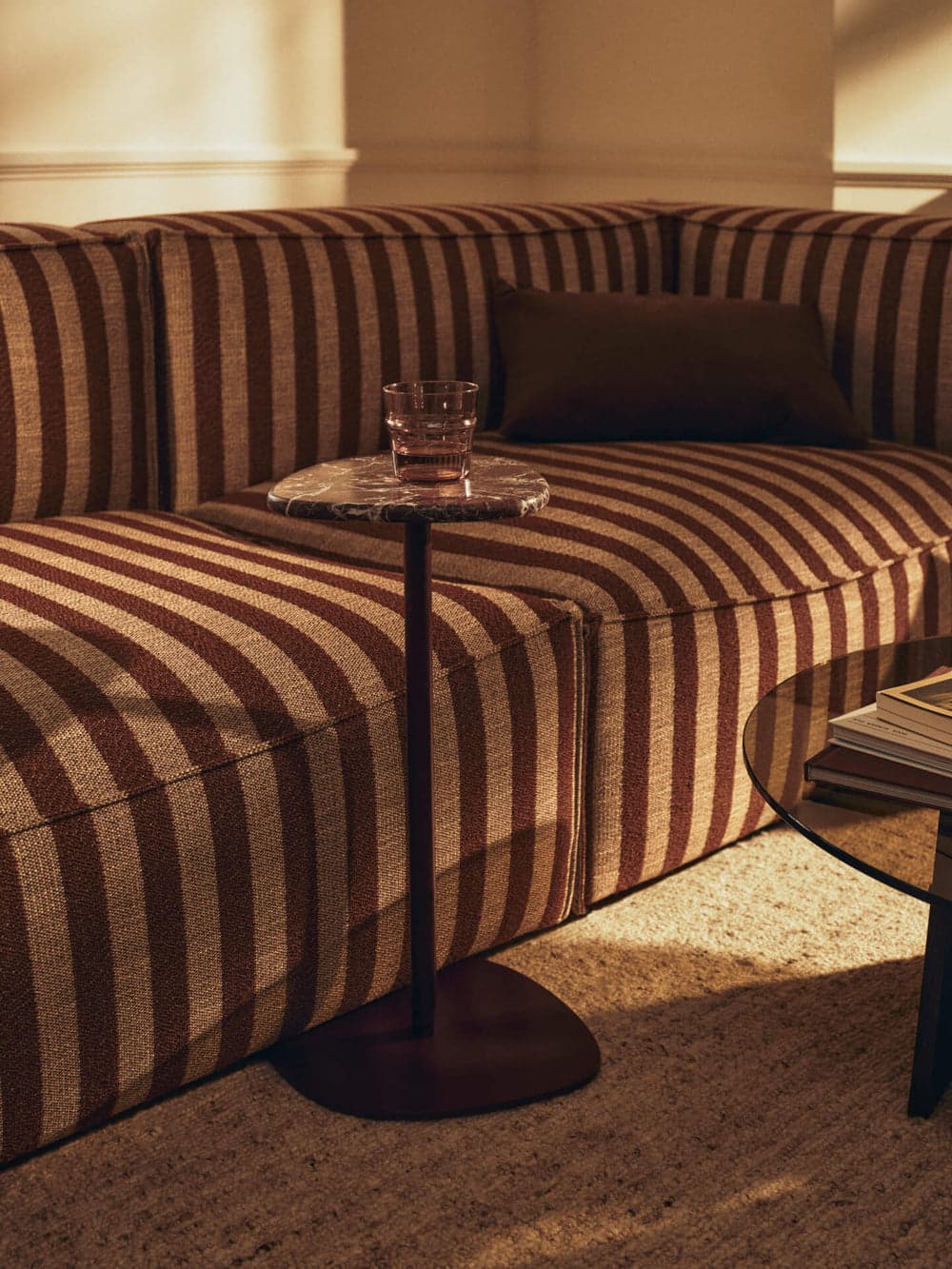 Ferm Living Plyo Accent Table - Dark Grape ferm LIVING — фото 3