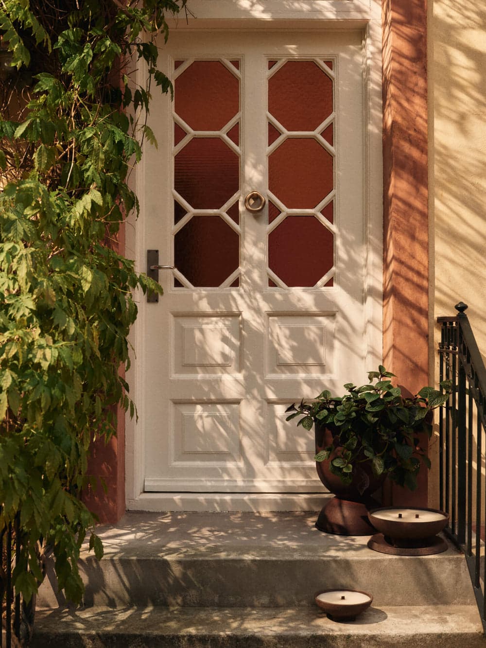 Ferm Living Hourglass Pot - Small - Rust ferm LIVING — фото 3