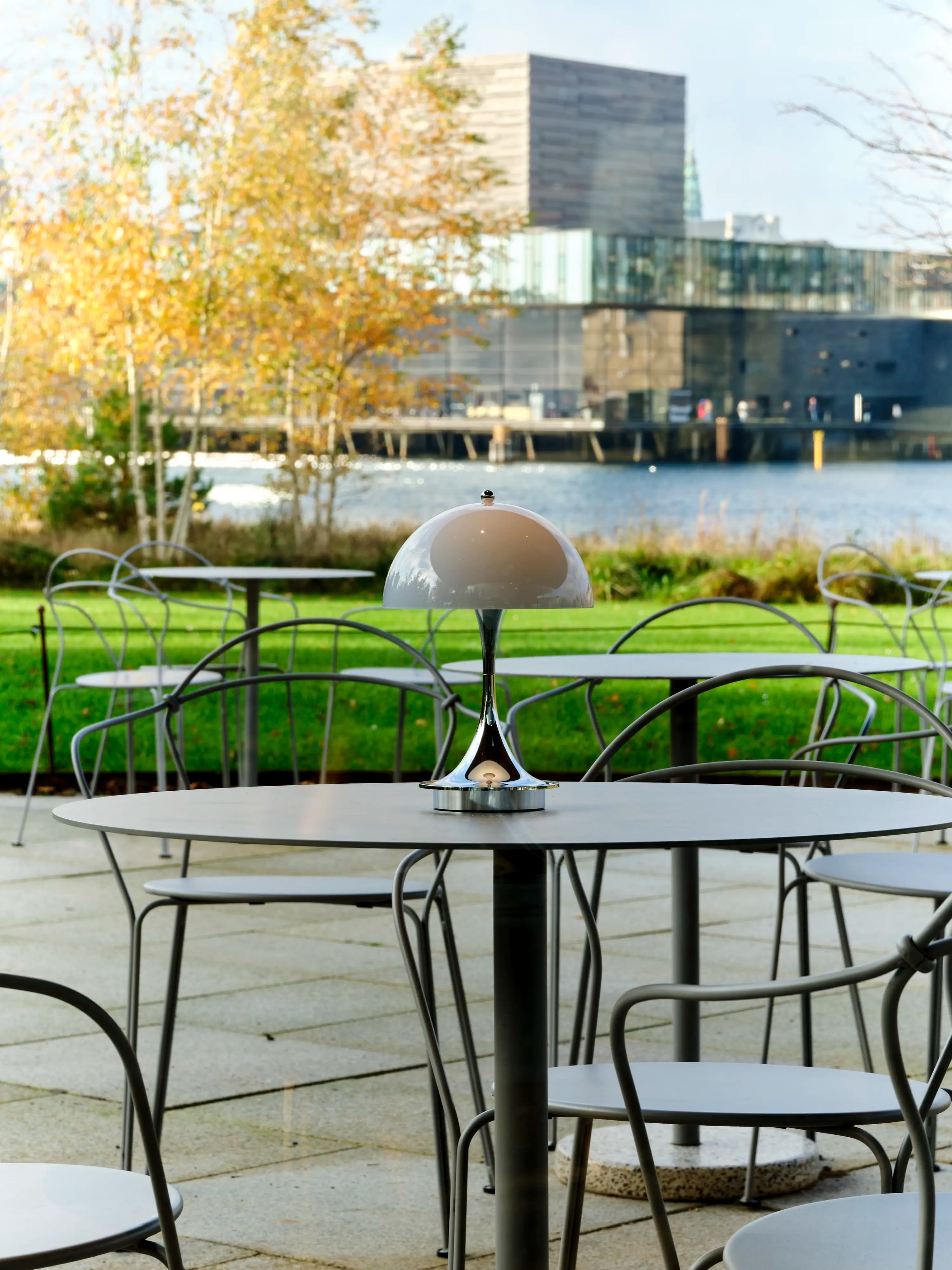 Louis Poulsen Panthella 160 Portable Lamp Chrome opal blue grey — фото 8