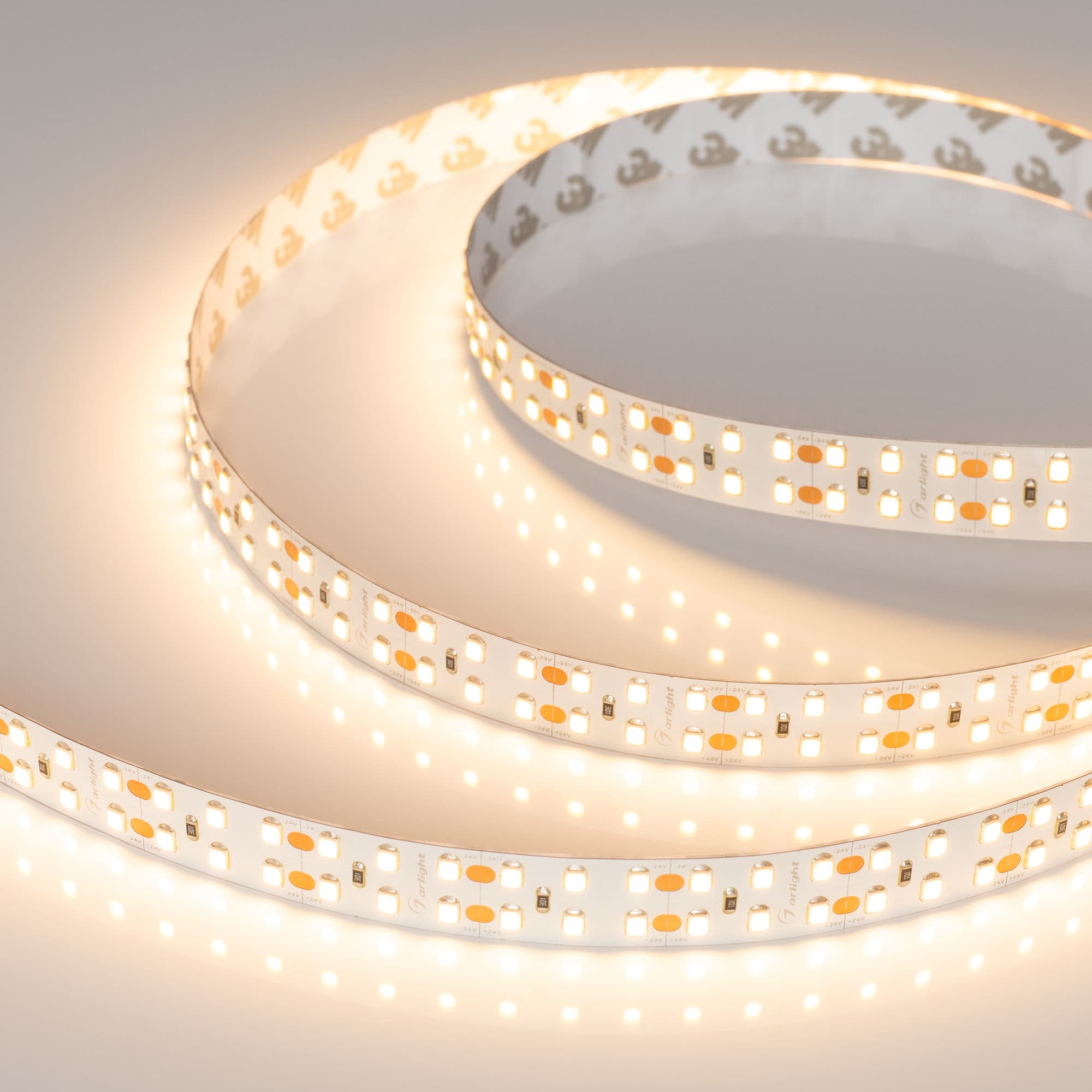 Светодиодная лента RT-A240-15mm 24V Warm2700 (19.2 W/m, IP20, 2835, 5m) (Arlight, 19.2 Вт/м, IP20) 008770(2) — фото 1