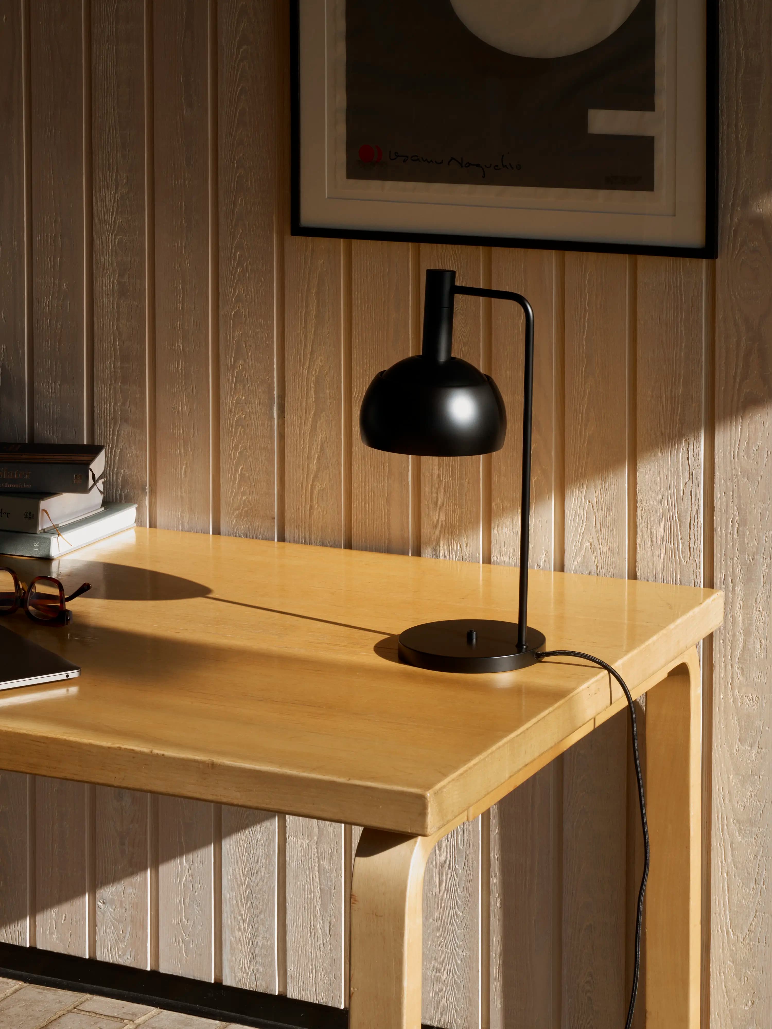 Louis Poulsen FJ Elements Table Lamp Black Ø 175 — фото 4