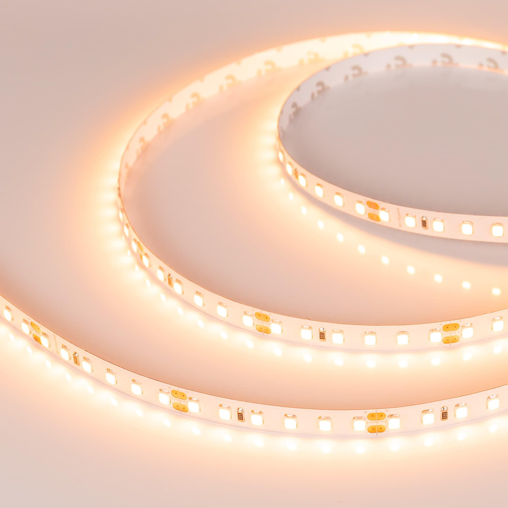 Светодиодная лента RT-A120-8mm 24V Warm2400 (14.4 W/m, IP20, 2835, 5m) (Arlight, Открытый) 018111(2) — фото 1