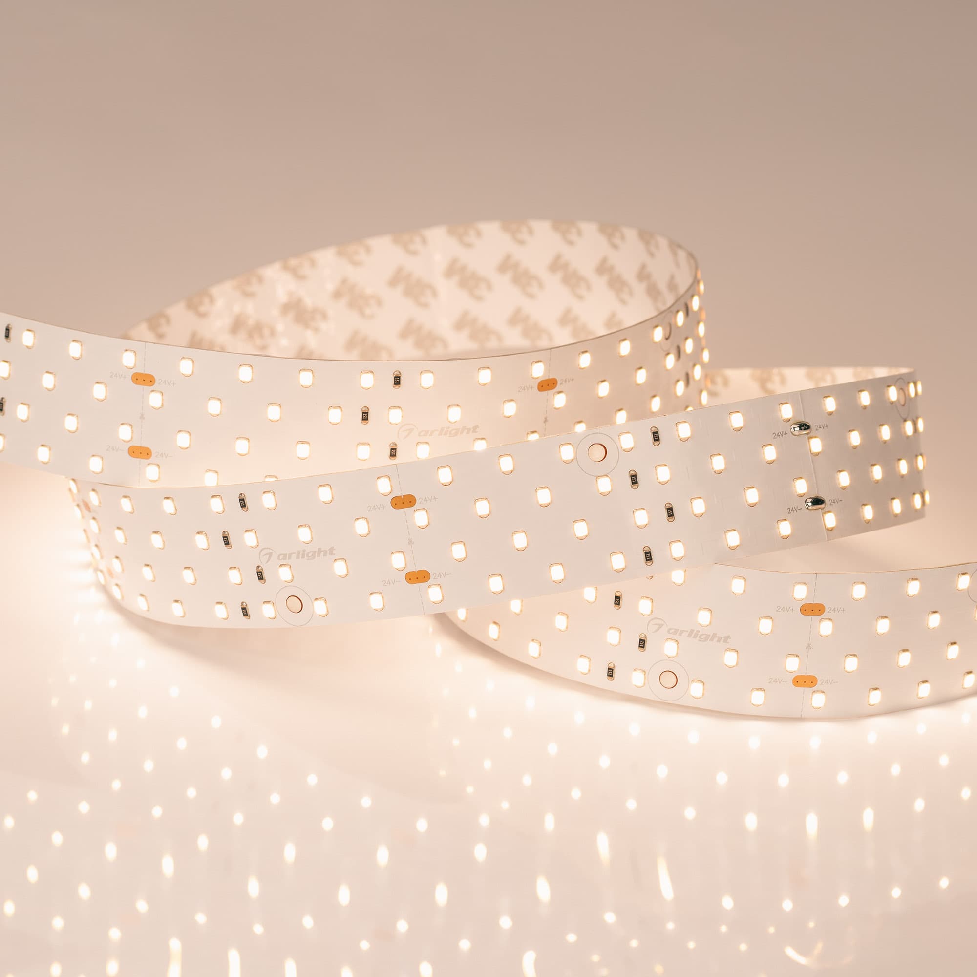 Светодиодная лента RT 2-2500 24V Warm2700 4x2 (2835, 700 LED, CRI98) (Arlight, 30 Вт/м, IP20) 025161(1) — фото 1