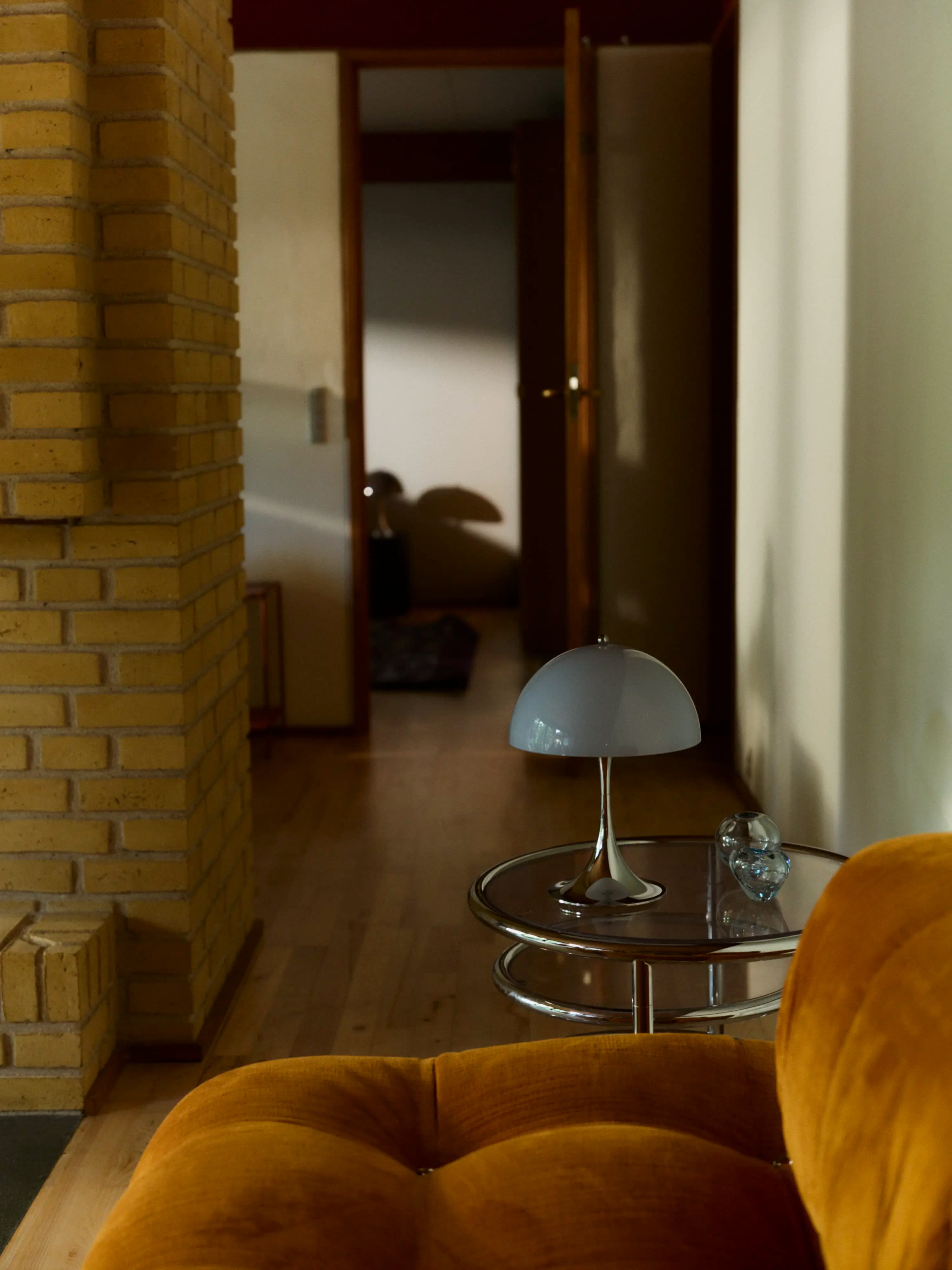 Louis Poulsen Panthella 250 Portable Lamp Chrome opal blue grey — фото 6