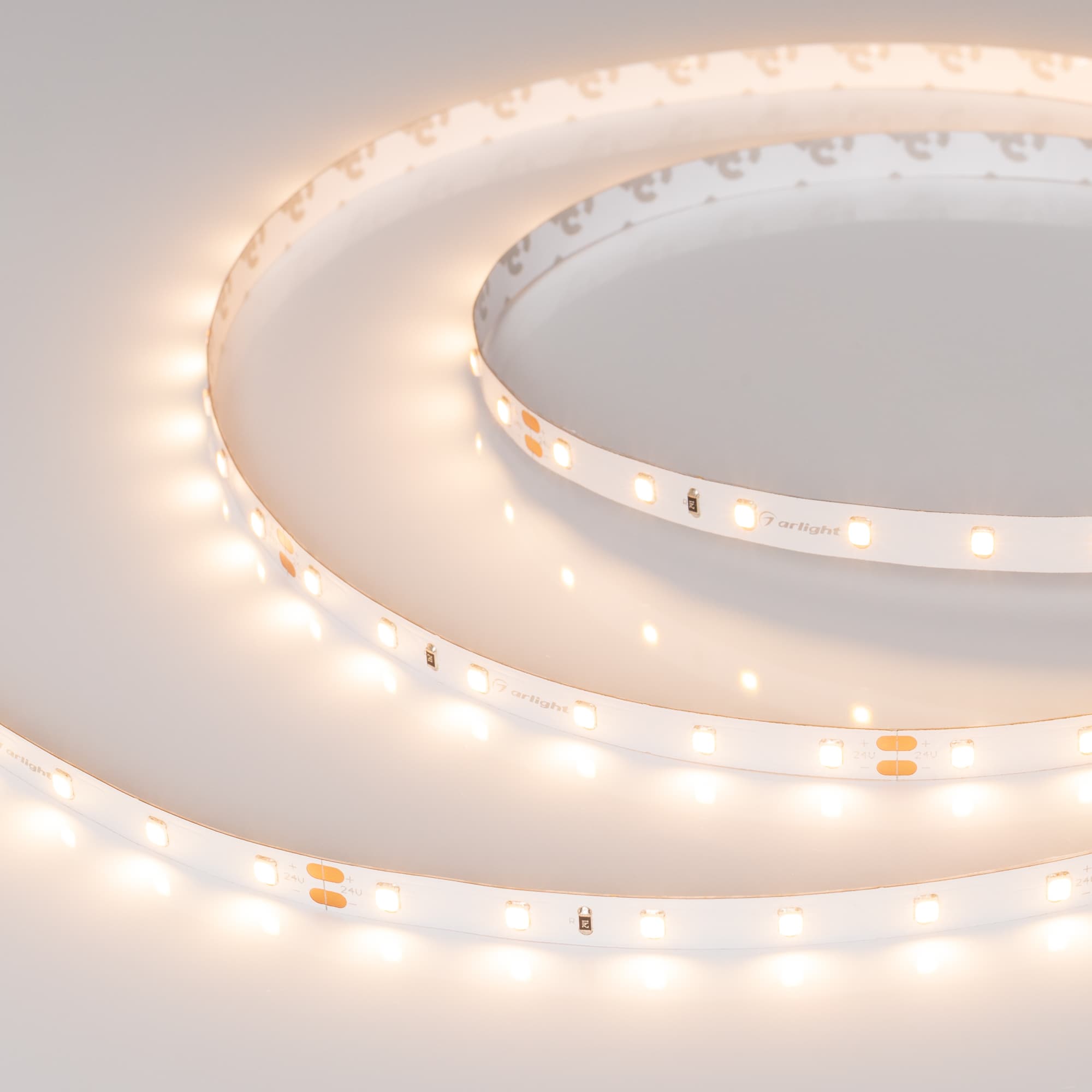 Светодиодная лента RT 2-5000 24V Warm2700 (2835, 300 LED, PRO) (Arlight, 7.2 Вт/м, IP20) 020013(B) — фото 3