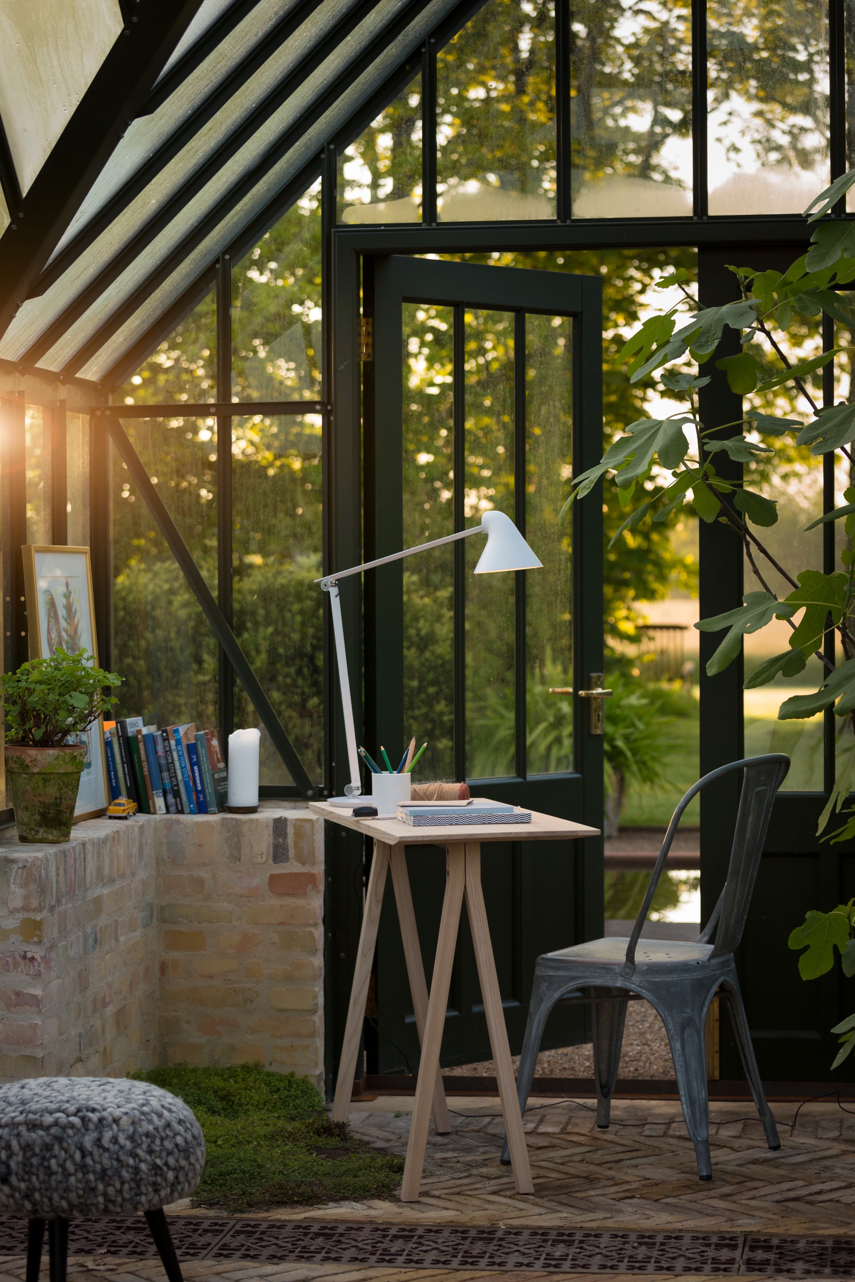 Louis Poulsen NJP Table Lamp White — фото 2