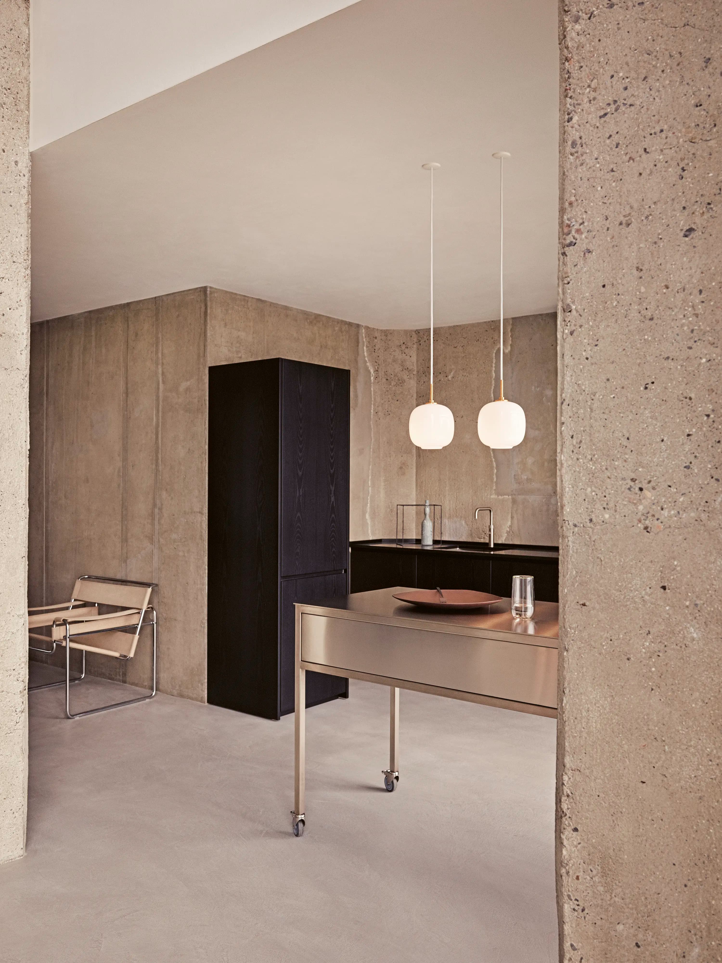 Louis Poulsen VL 45 Radiohus Pendant Brass/glossy white opal glass Ø 370 — фото 7