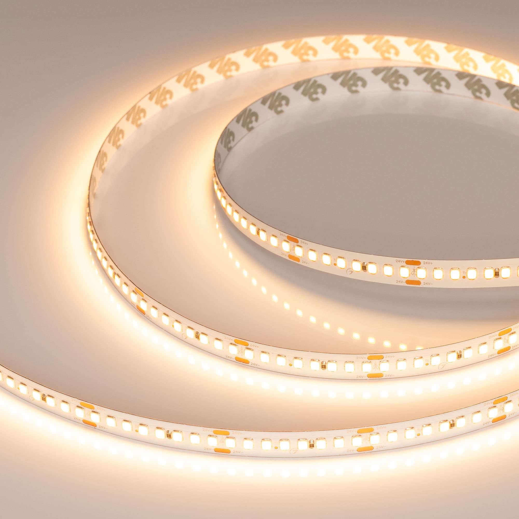 Светодиодная лента RT-A192-10mm 24V Warm2400 (17.6 W/m, IP20, 2835, 5m) (Arlight, высок.эфф.150 лм/Вт) 055994 — фото 1