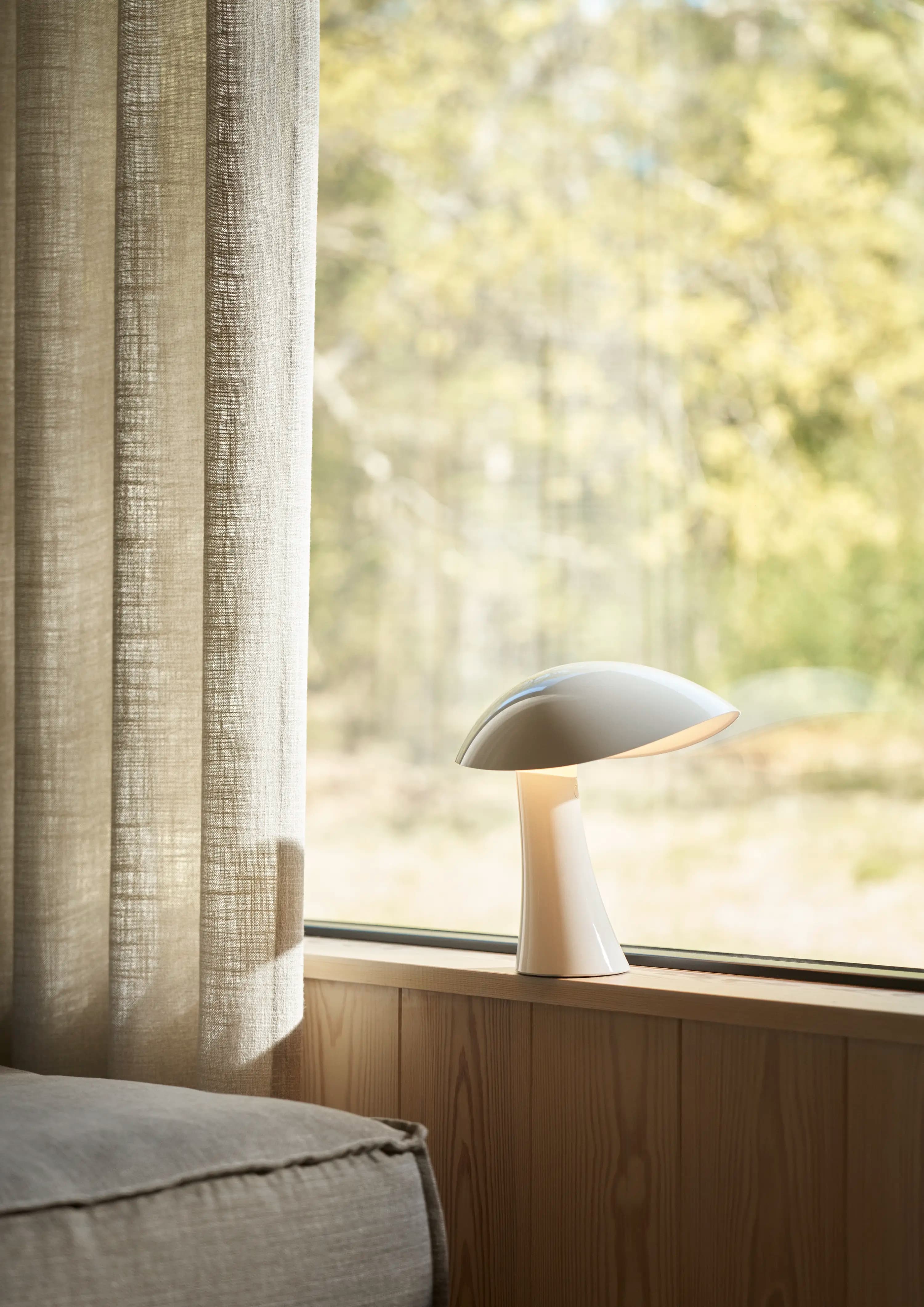 Louis Poulsen Rumee 220 Portable Lamp Cloud white Ø 220 — фото 10