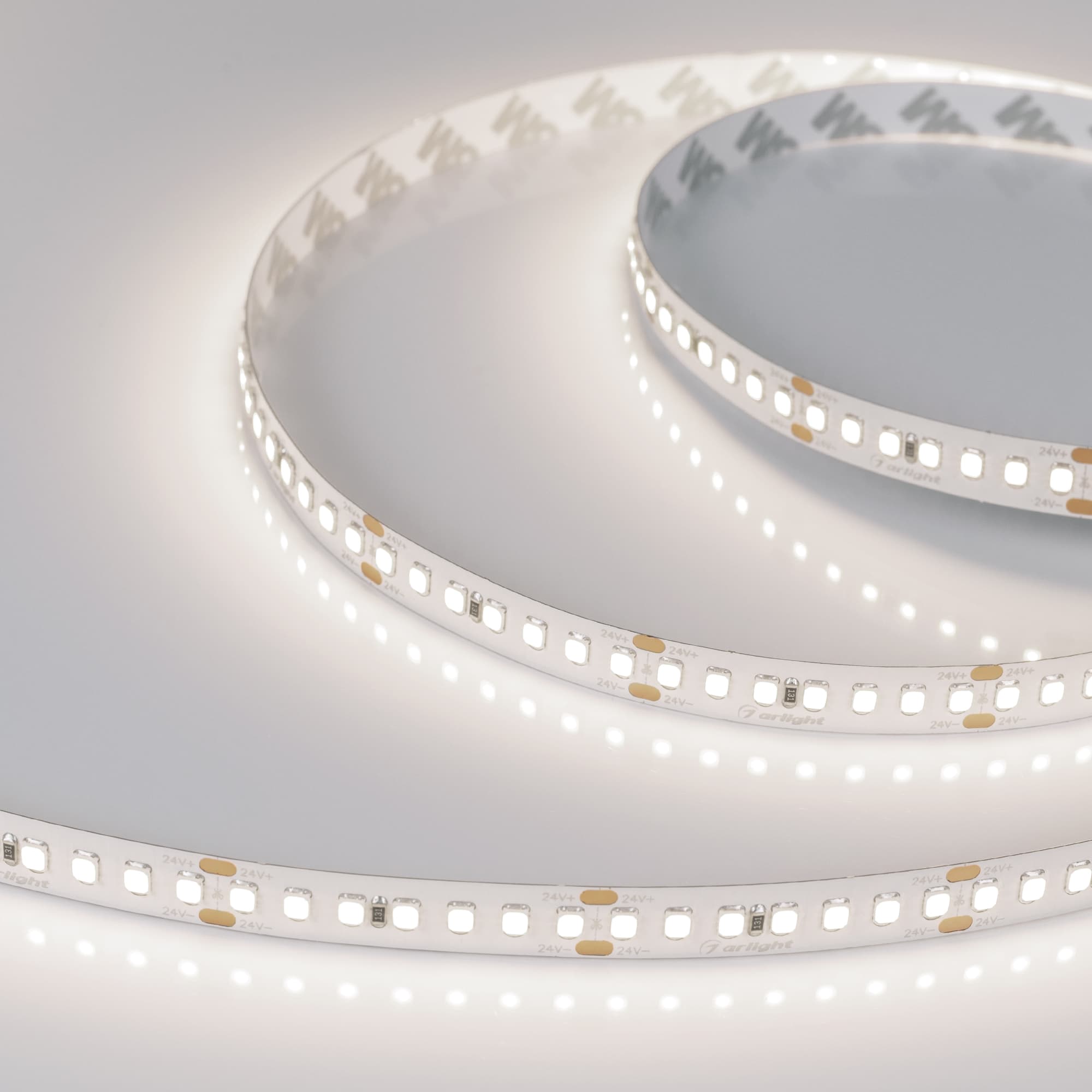 Светодиодная лента RT 2-5000 24V Day4000 3x (2835, 840 LED, LUX) (Arlight, 17 Вт/м, IP20) 019094 — фото 2