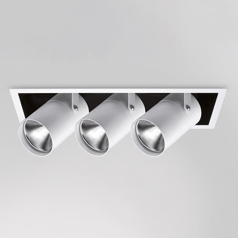 Quattrobi AX76 triple light Quattrobi