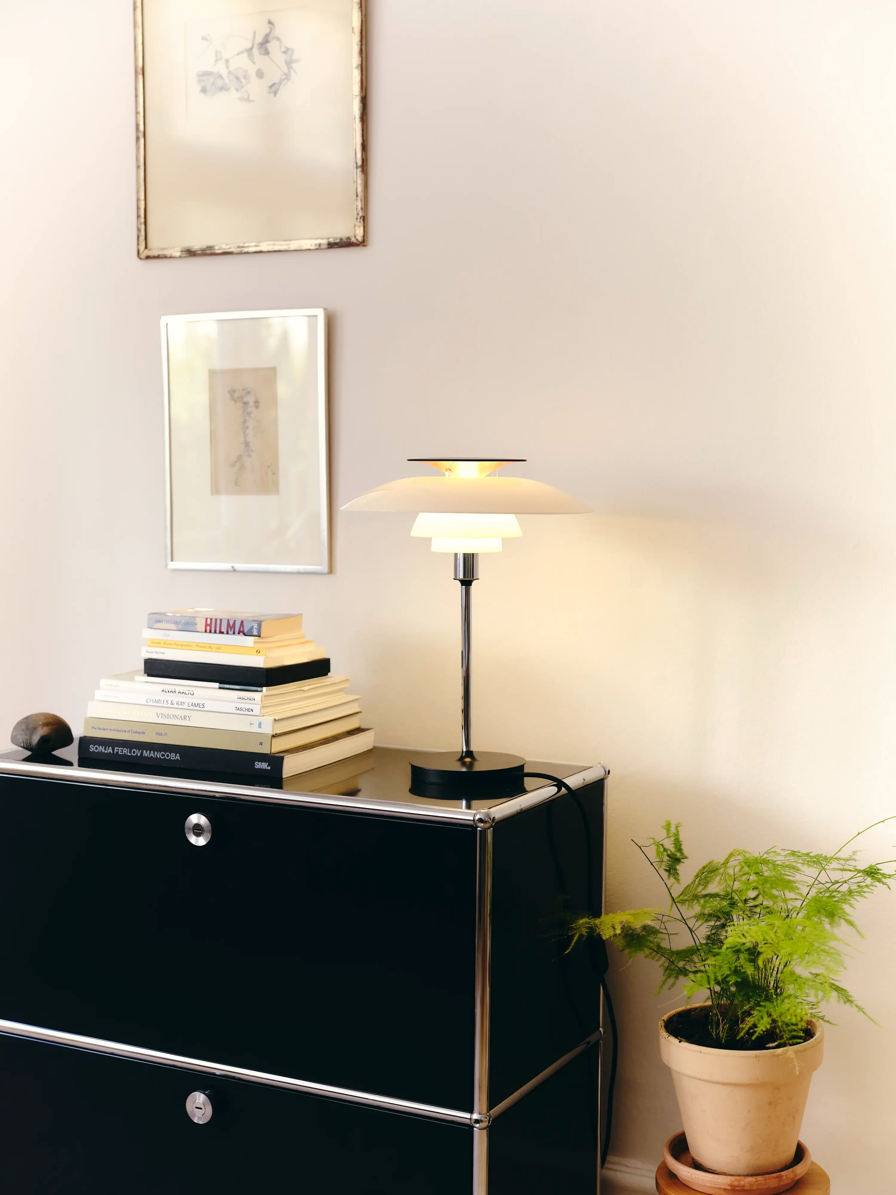 Louis Poulsen PH 80 Table Lamp Opal white/high lustre chrome plated — фото 9