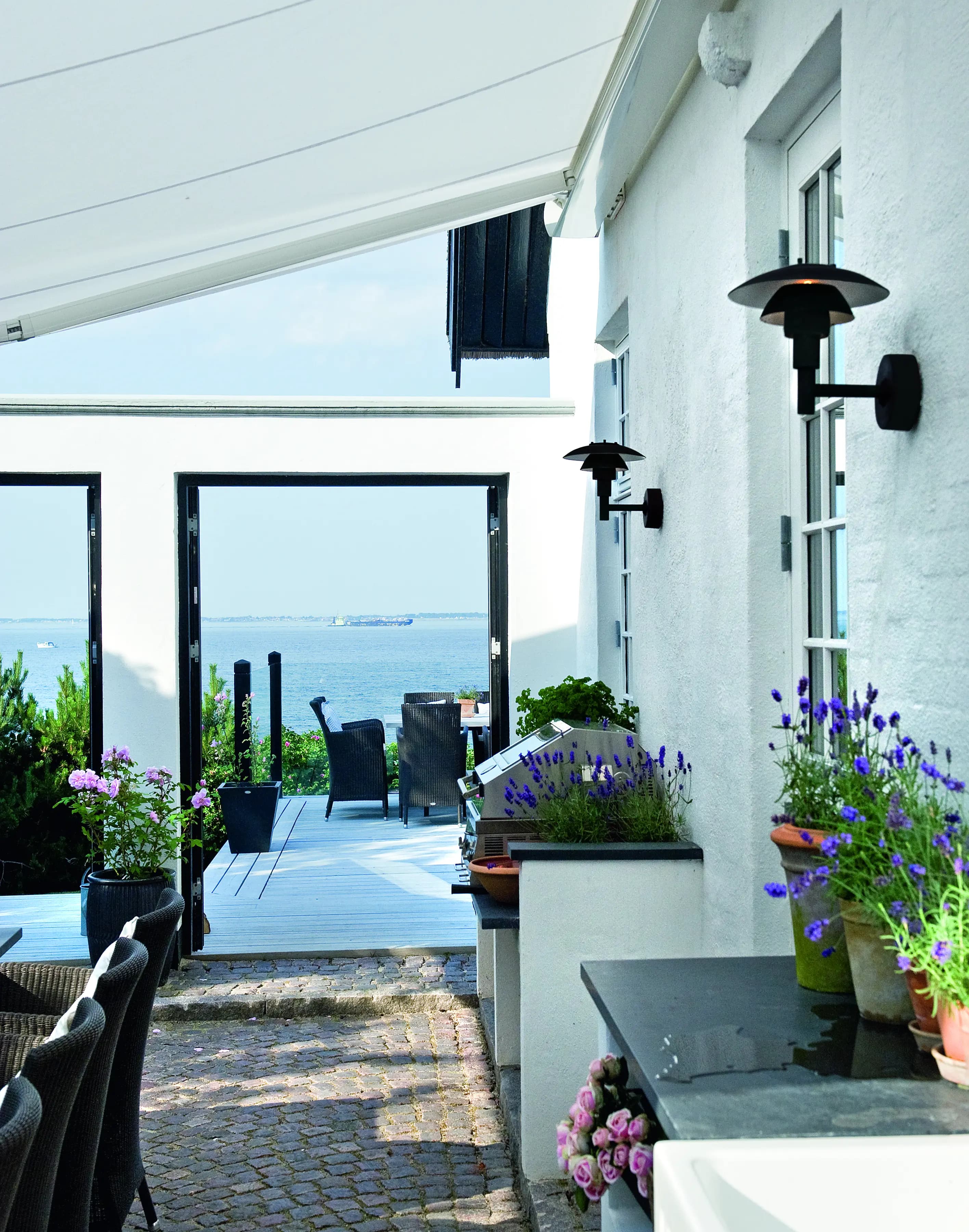 Louis Poulsen PH 3-2½ Outdoor Wall Lamp Black — фото 7