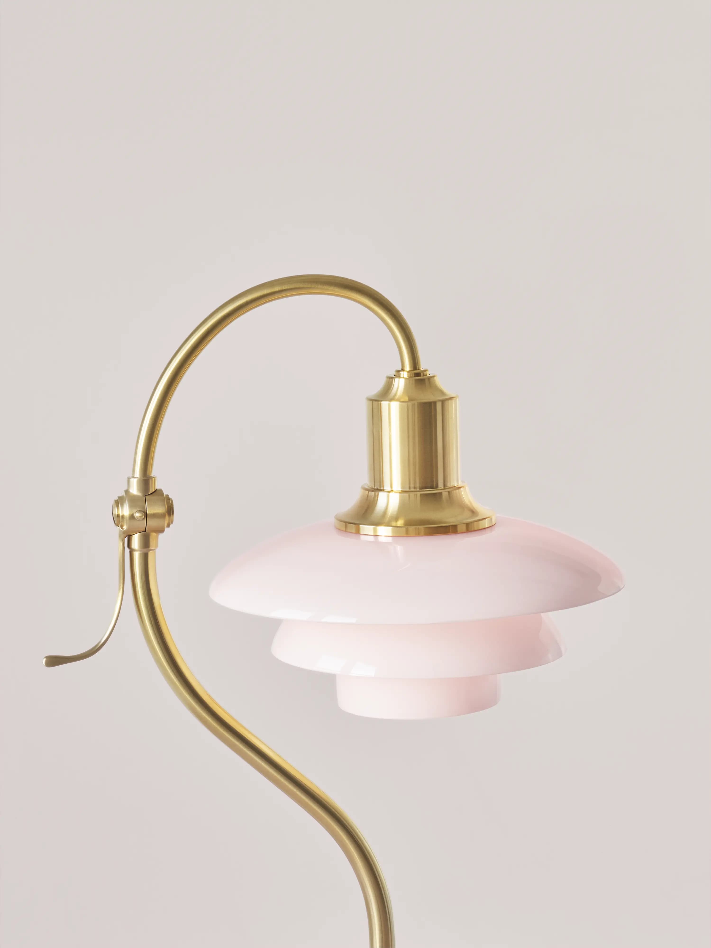 Louis Poulsen PH 2/2 Question Mark Pale Rose Table Lamp Pale rose — фото 6