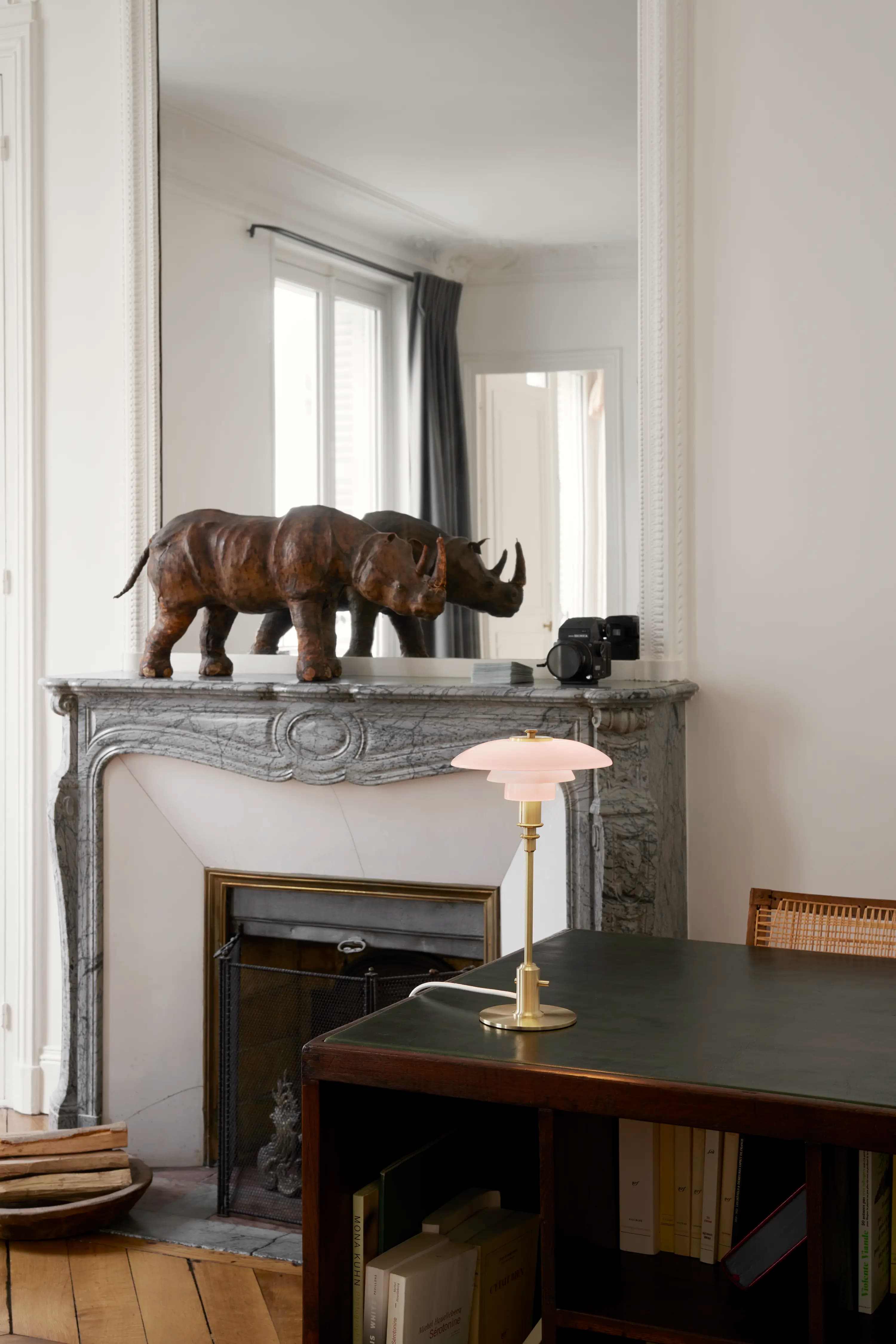 Louis Poulsen PH 2/1 Pale Rose Brass Table Lamp Pale rose — фото 8